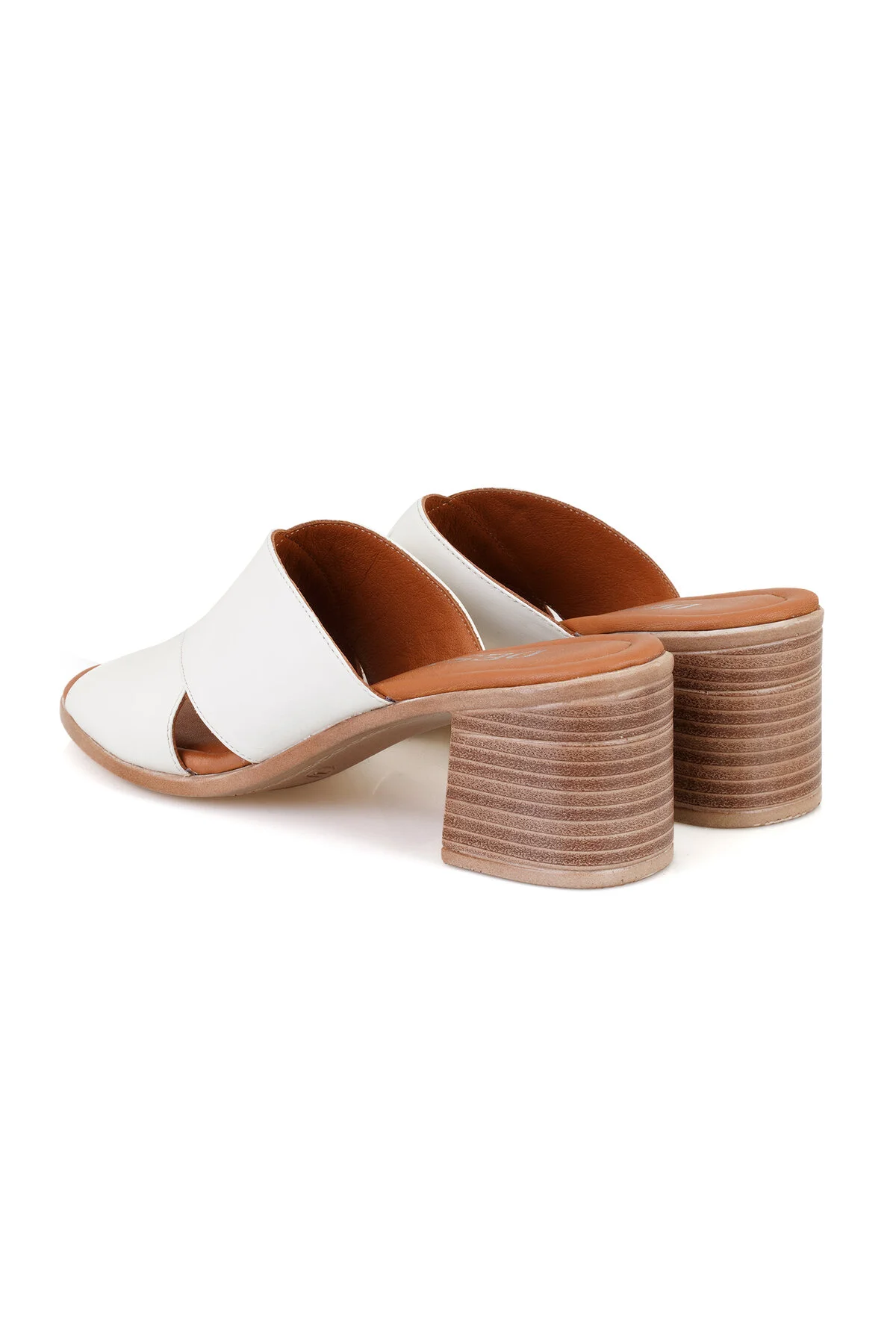 کفش زنانه دمپرهای چرمی LONA BEIGE پاشنه زن دسا Desa