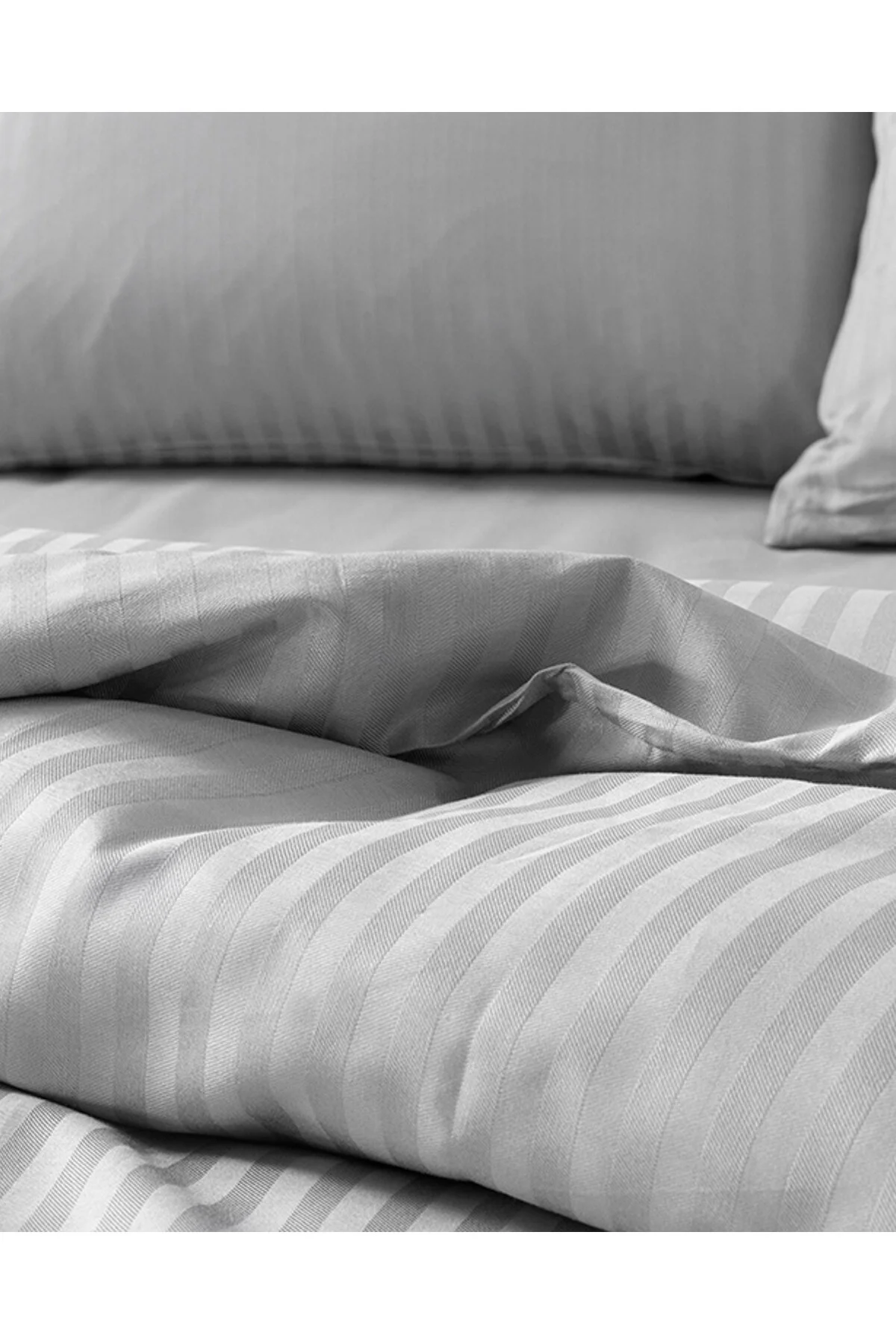 کاور لحاف دو نفره خاکستری سرویس روتختی Crystal Silki Twill Double Duvet Cover مجموعه 200X220 سانتی متر English Home