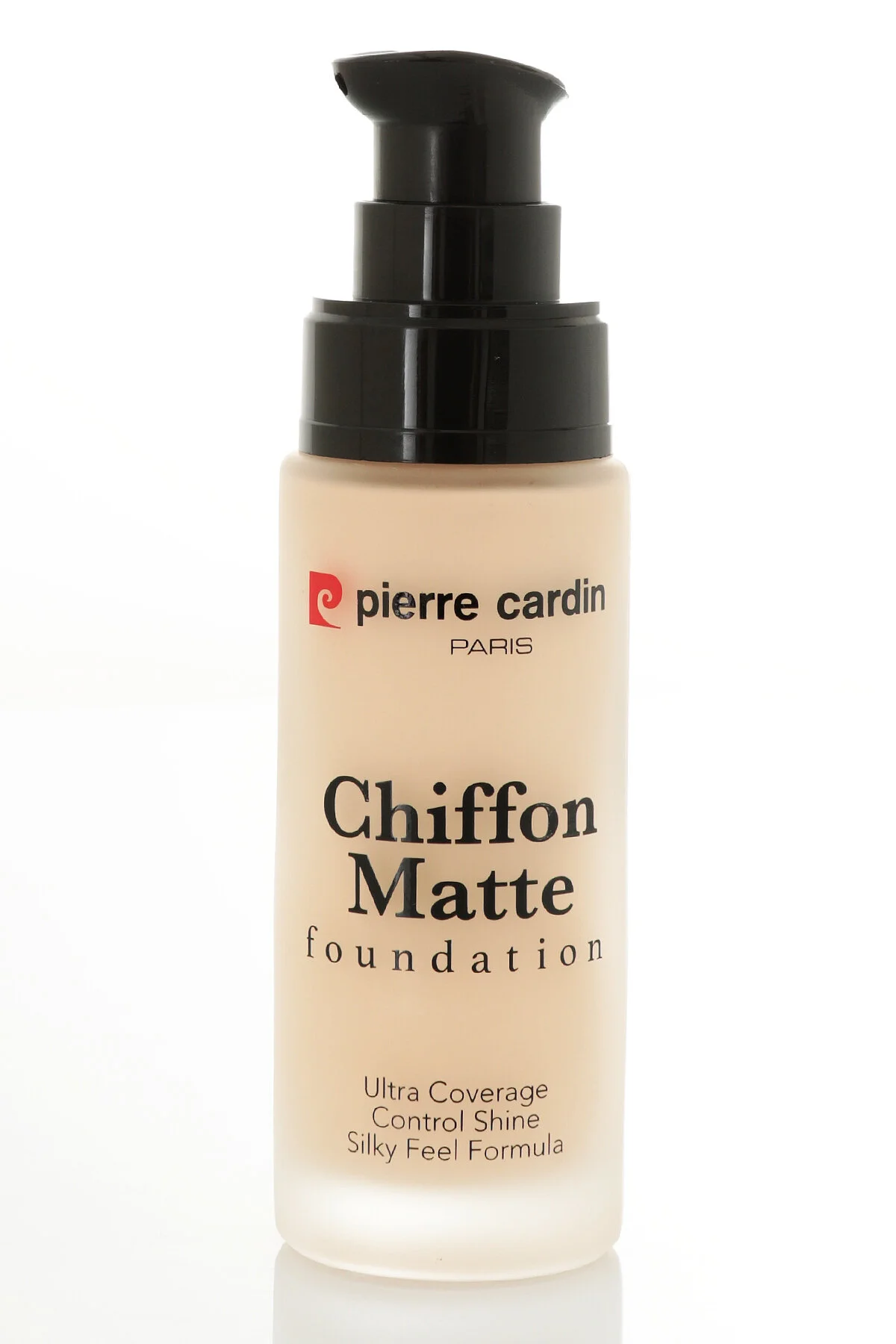 کرم پودر بی‌نقص و مات با رنگ بژ مدل Chiffon Touch پیررا کاردین Pierre Cardin