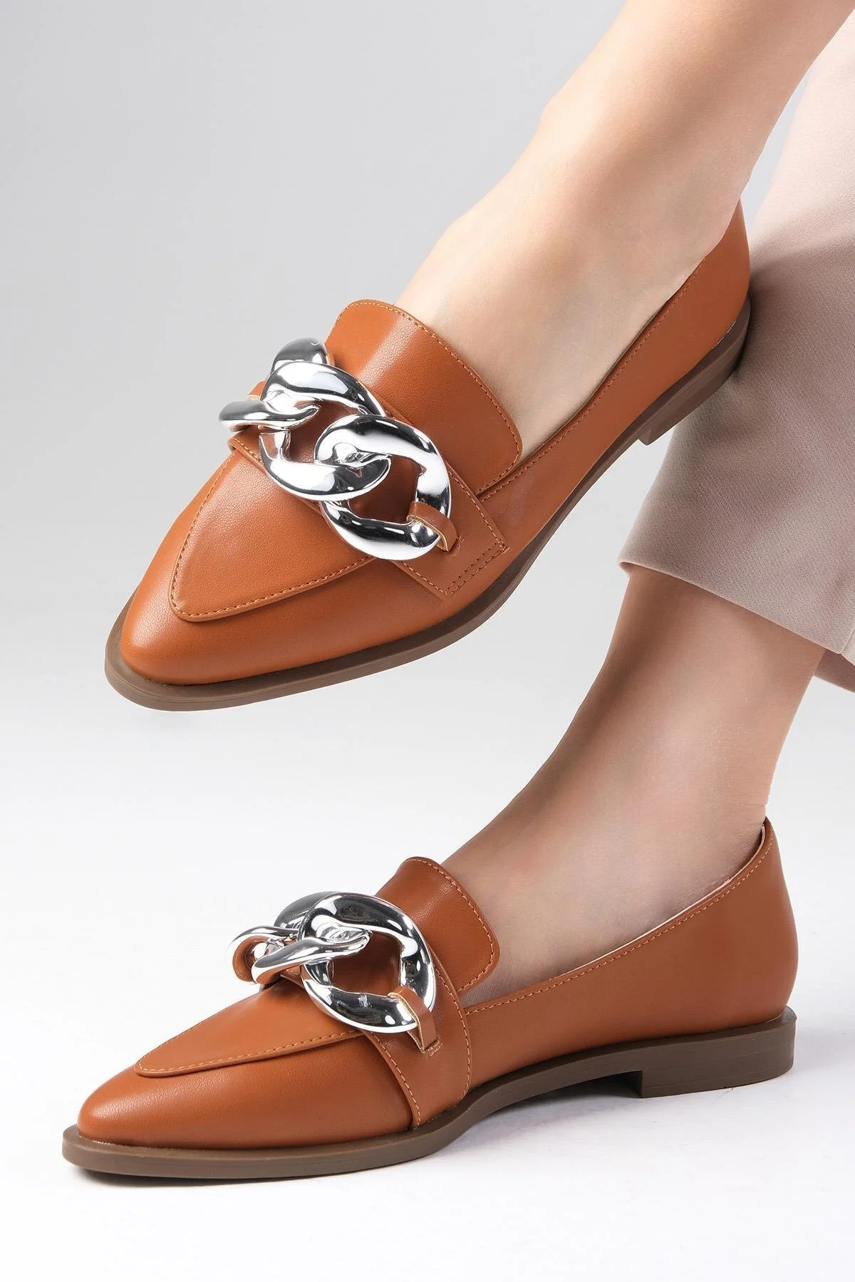 لوفر چند رنگ زنانه Gianna Tab Color Chain Accessory Loafer Daily Flat Mio Gusto