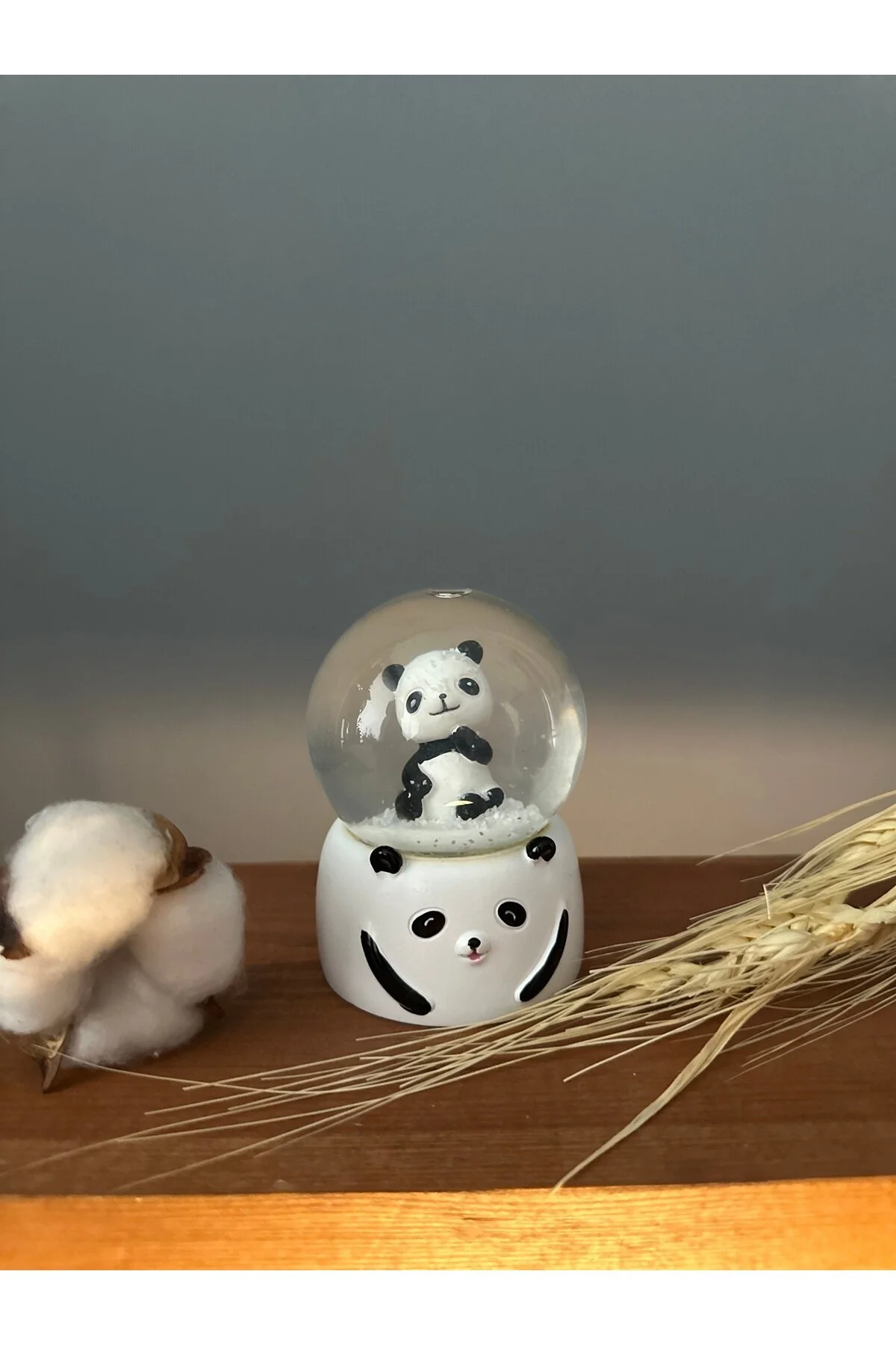 گوی برفی برف GLOBE PANDAL ناز کره آبی و قرمز با باتری عمل از ترکیه gifter