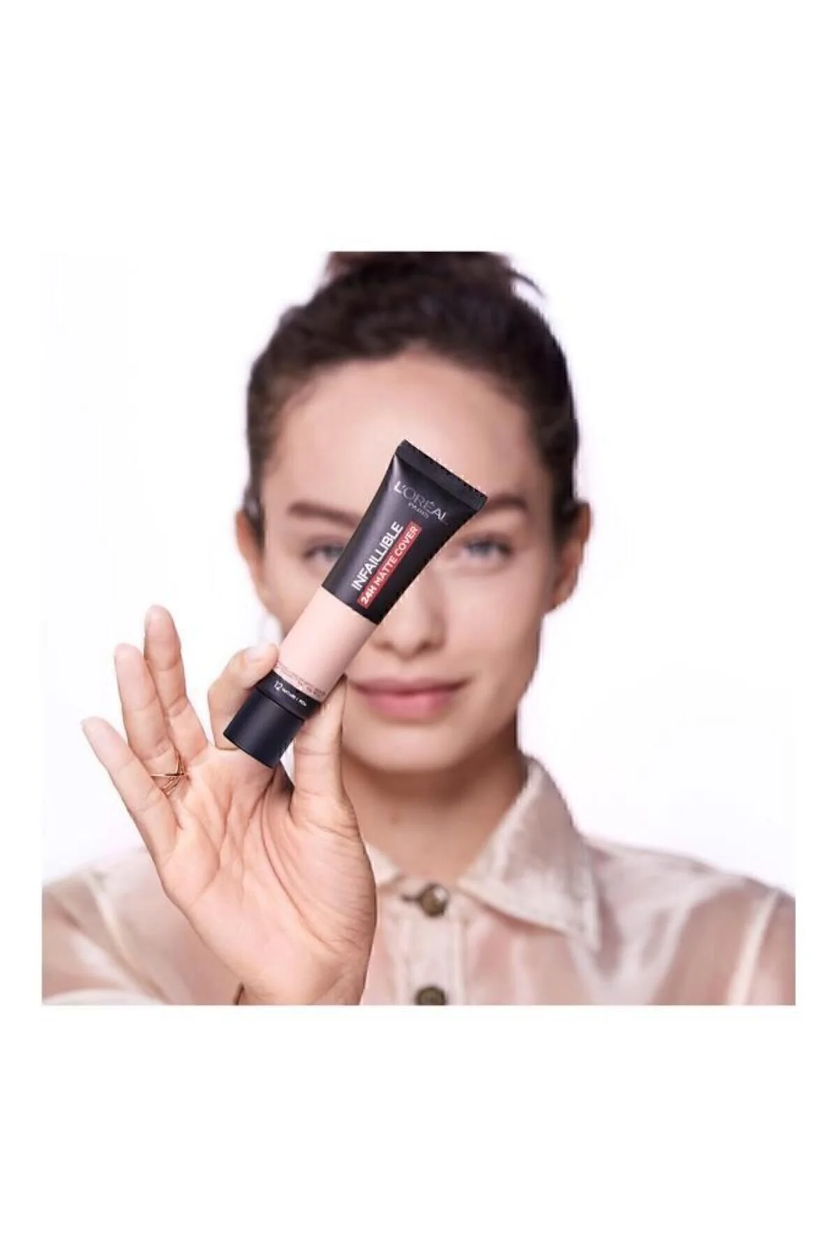 کرم پودر INFAILLIBLE UZUN TIME DIRED MATTE و FINISH FOUNDATION HIGH CONURE 145 BEIGE ROSE L'Oreal Paris