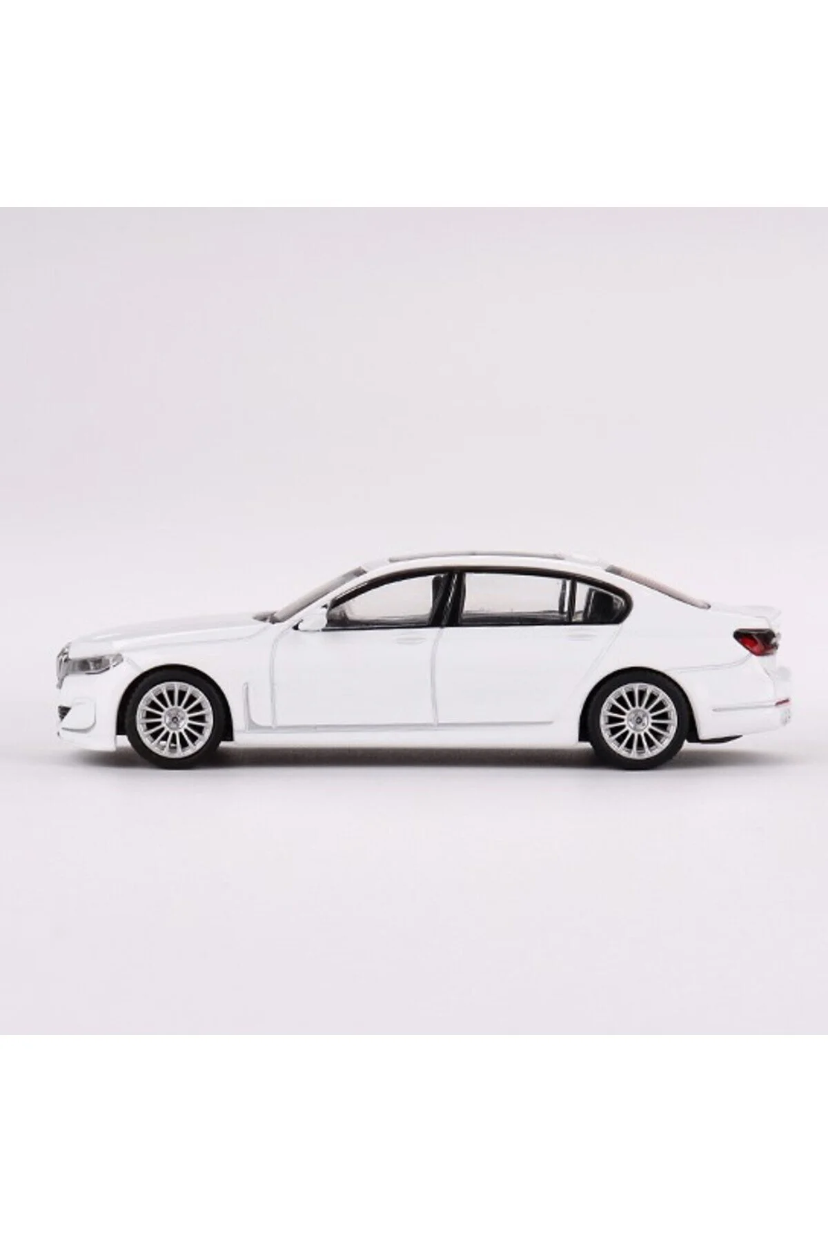 مدل خودرو 1 64 557 ALPINA B7 XDRIVE ALPINE WHITE LHD mini gt