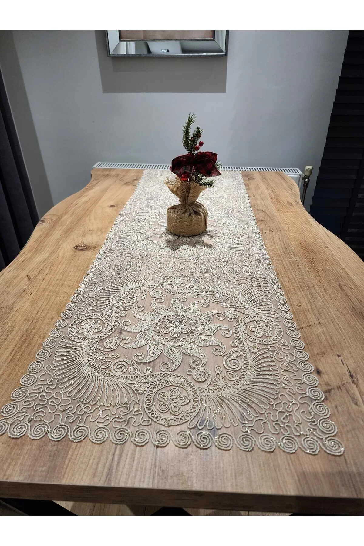 رانر و زیر بشقابی دونده منسوخ خانه بژ لوکس قهوه شیر توری نقره ای 120X40 Tekstilife