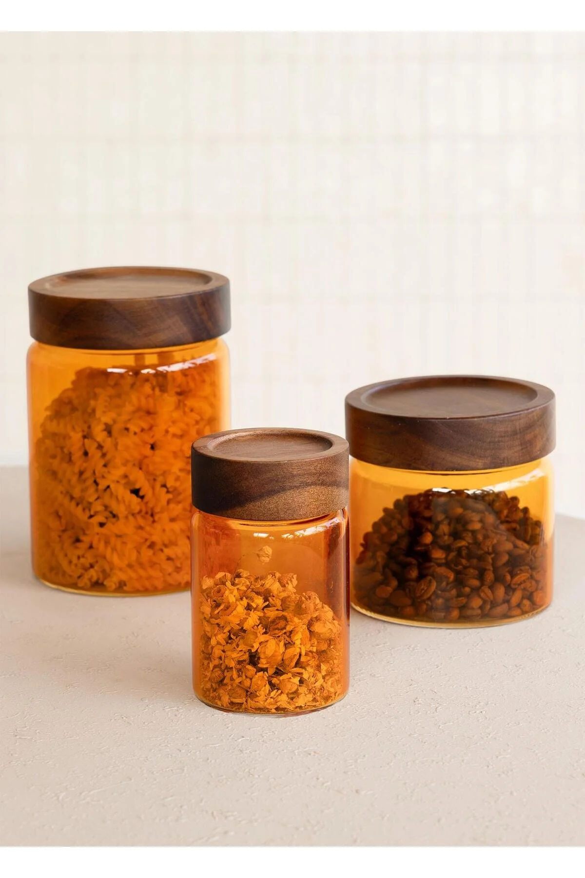 شیشه جار های گرد آبدار ACACIA کهربا 850 میل The Mia