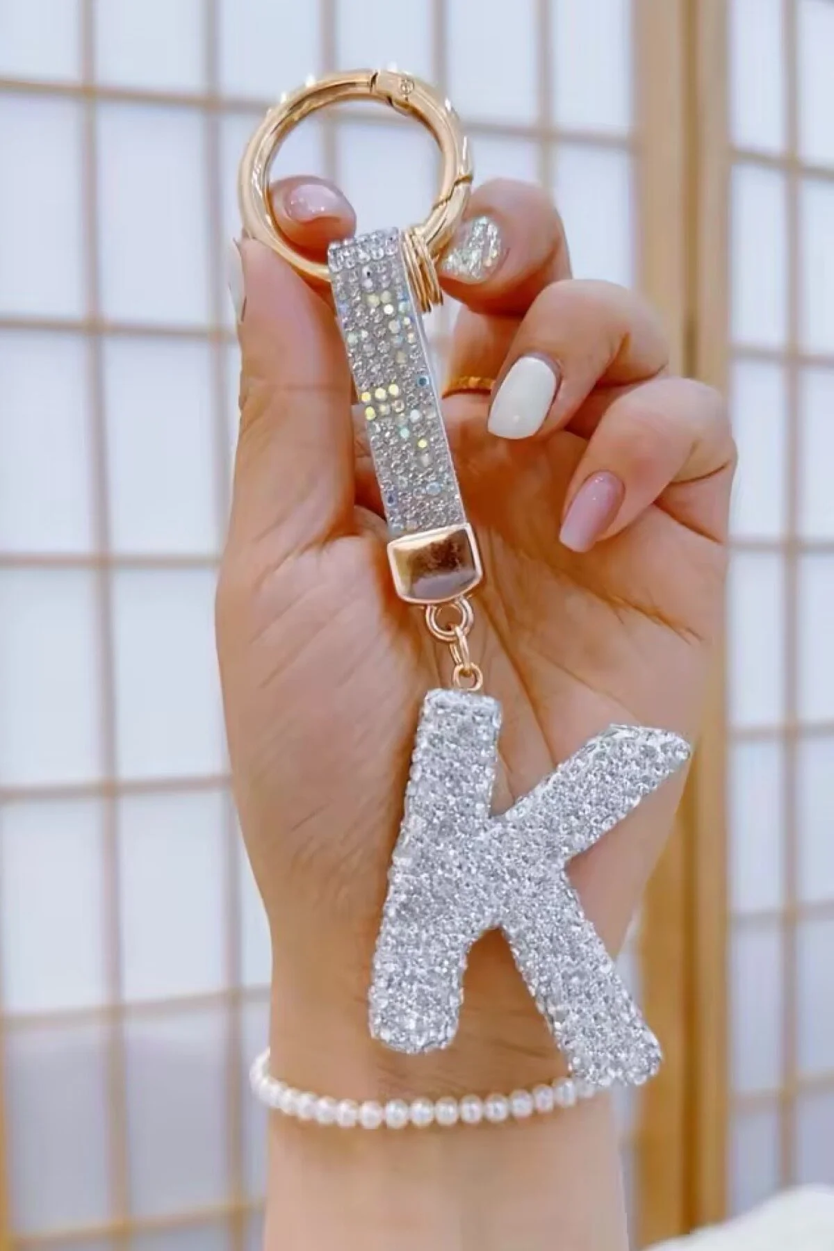 جلیقه کلید جاکلیدی حروف سنگ سفید LETTER K سری VIP CHARM کیف MAZEN