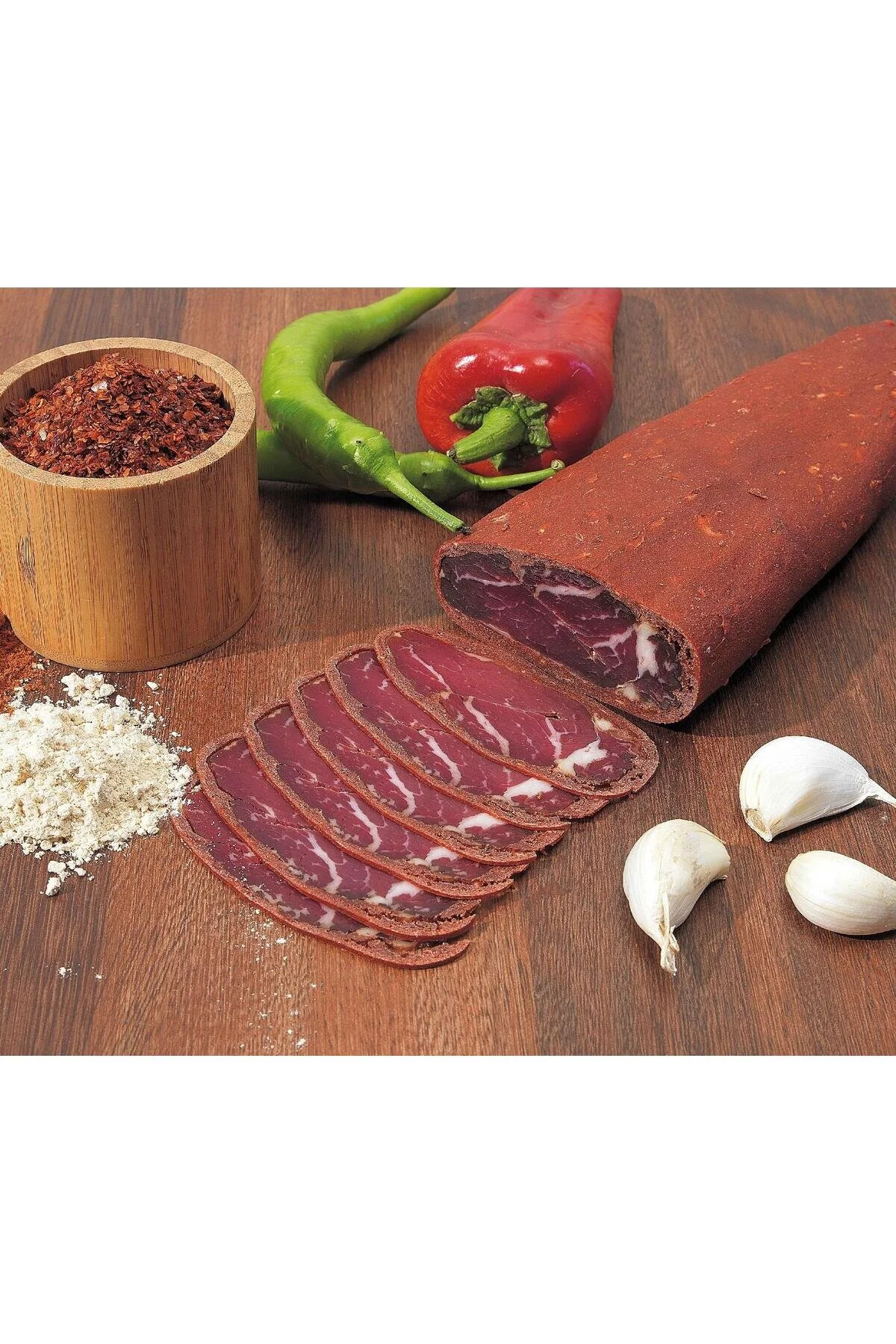 سوجوک ANTEP PISTACHIO و HELLIM CHEESE SAUSAGE 750 G TENDERLOIN BACON GR BLOCK کاراجا Karaca
