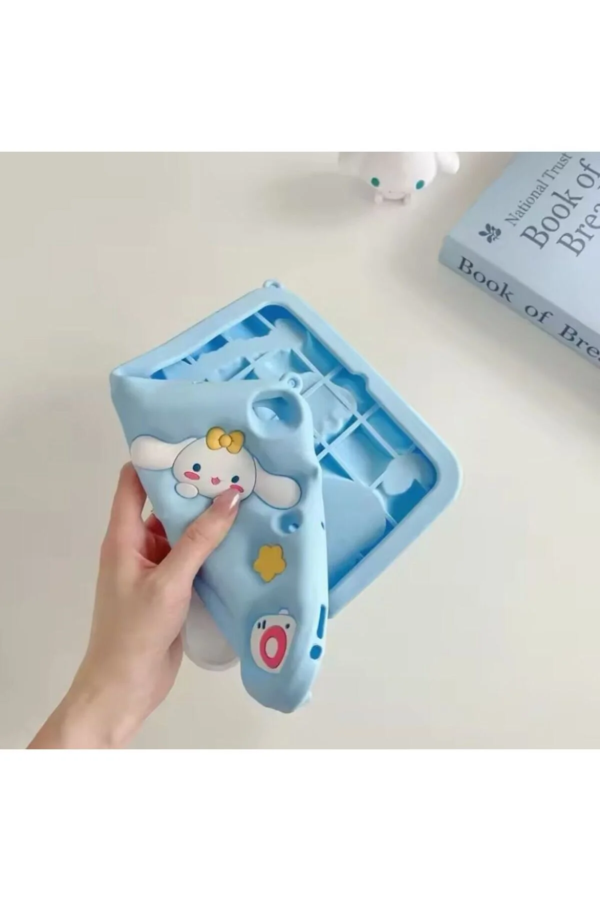 کاور تبلت IPAD 9TH 8TH 7TH GENERATION 10.2 سازگار با چوب لباسی CINNAMOROLL STAND ویژه برای کودکان شخصیت ناز Alfa MEC