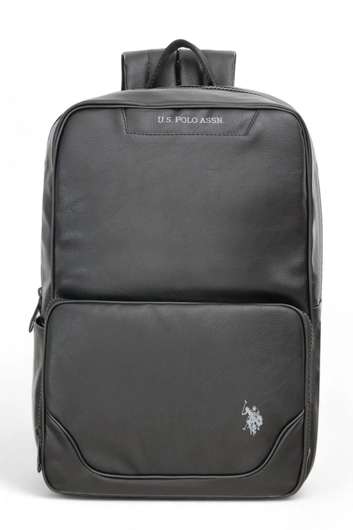 کوله پشتی مشکی از U.S. Polo Assn با طراحی شیک و محفظه لپ‌تاپ U.S. Polo Assn.