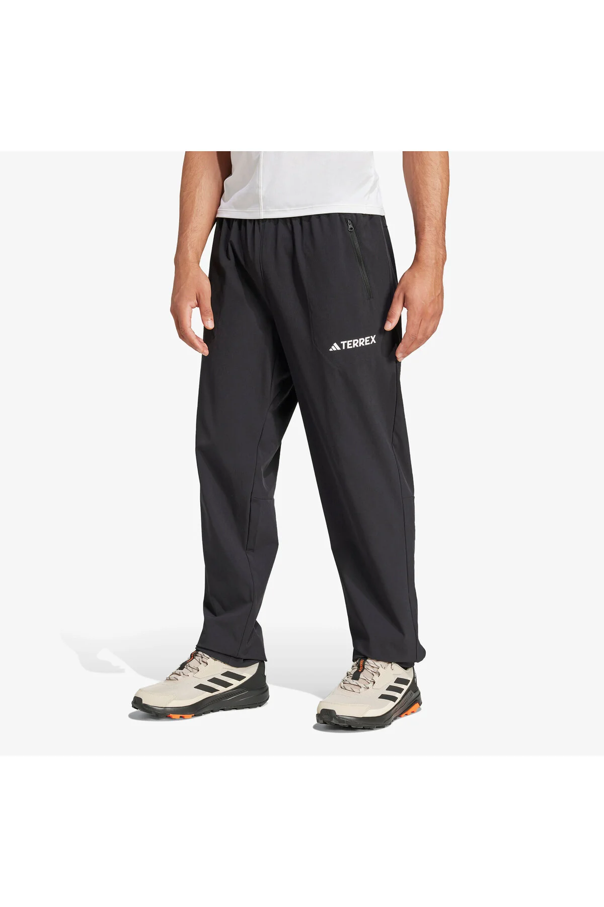شلوار گرمکن مردانه JP0811 E ADIDAS MT ESS PANTS TRACKSUIT MEN SIX BLACK آدیداس adidas