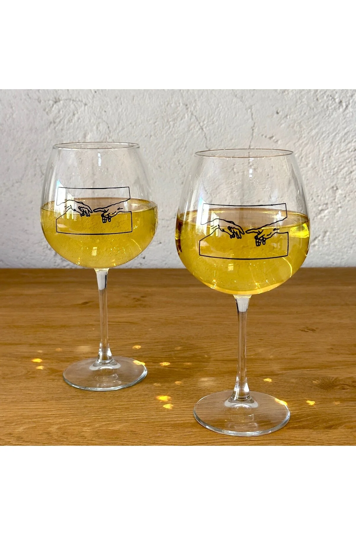 لیوان پایه‌دار گلاس ایجاد آدام WINE GOBLET 780 سی The Lucid Lab