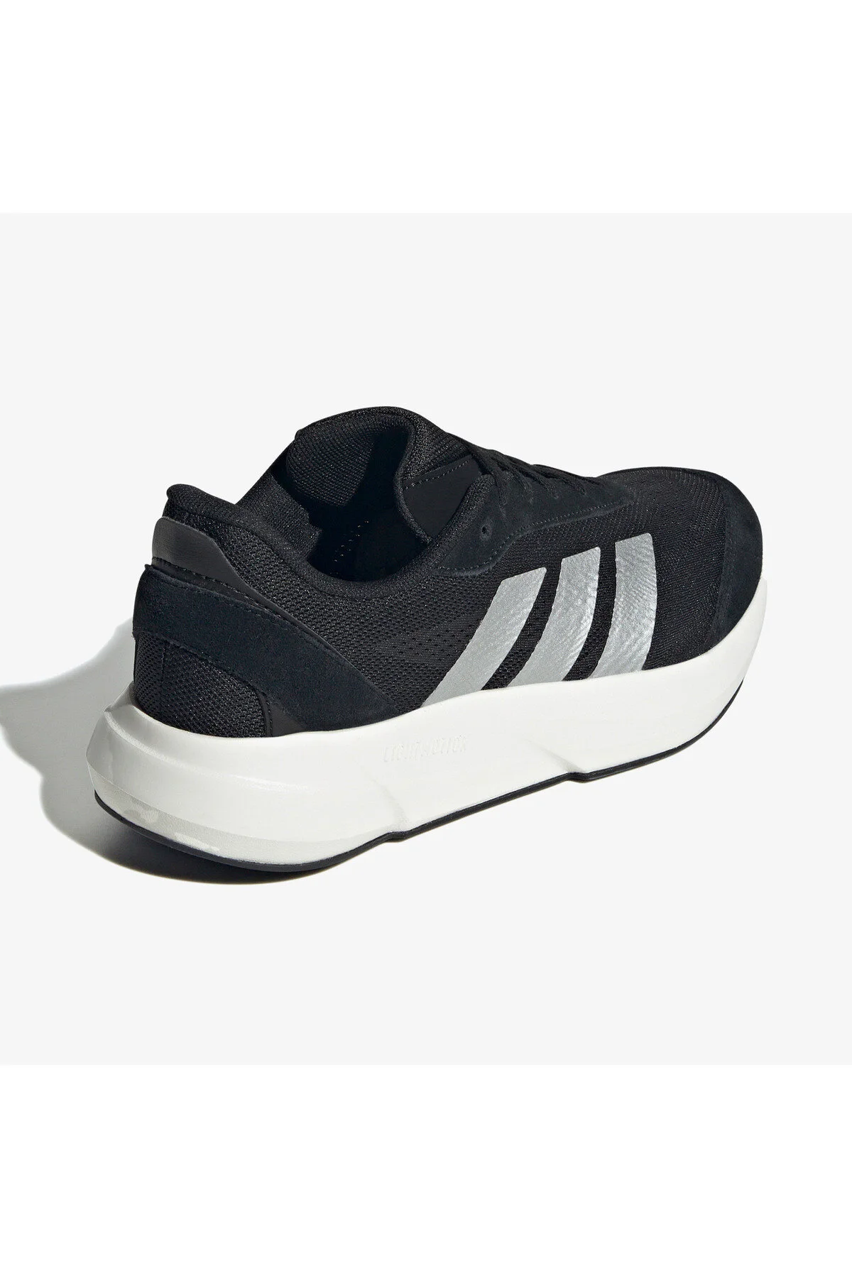 اسنیکر زنانه کفش های سیاه و سفید صفر هاله آدیداس adidas