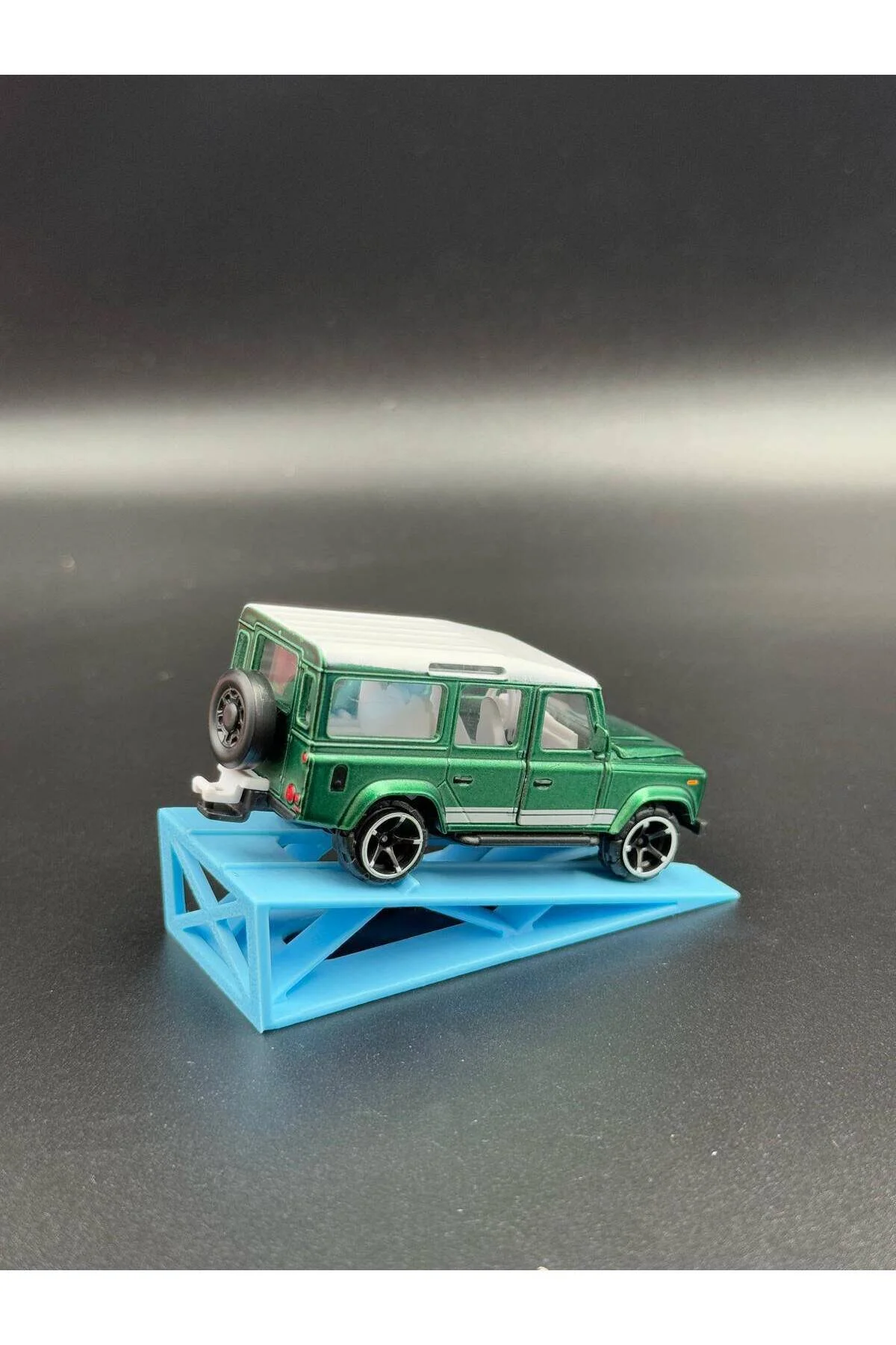 ماشین اسباب بازی 1:64 رمپ مقیاس آبی HOT WHEELS