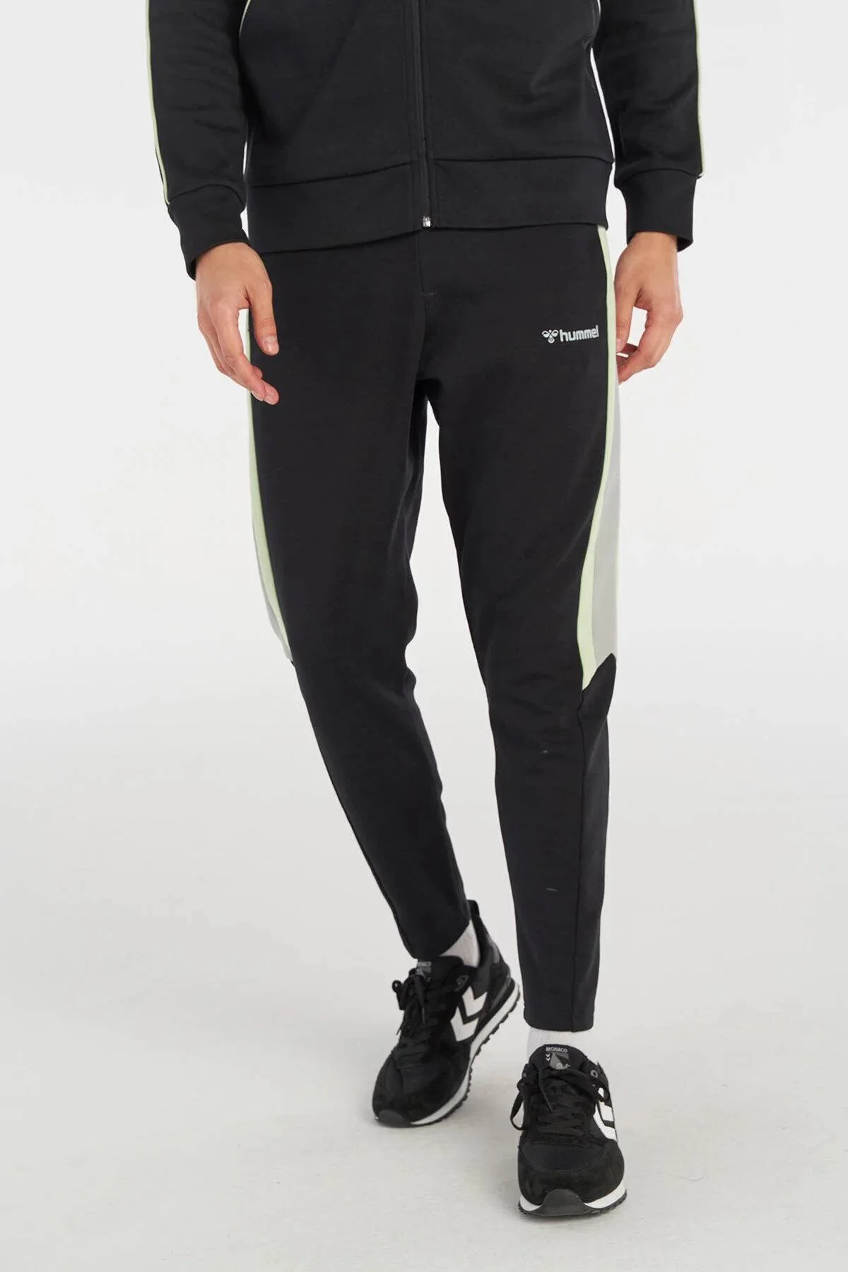 شلوار گرمکن ورزشی مشکی مردانه هومل اورجینال hummel