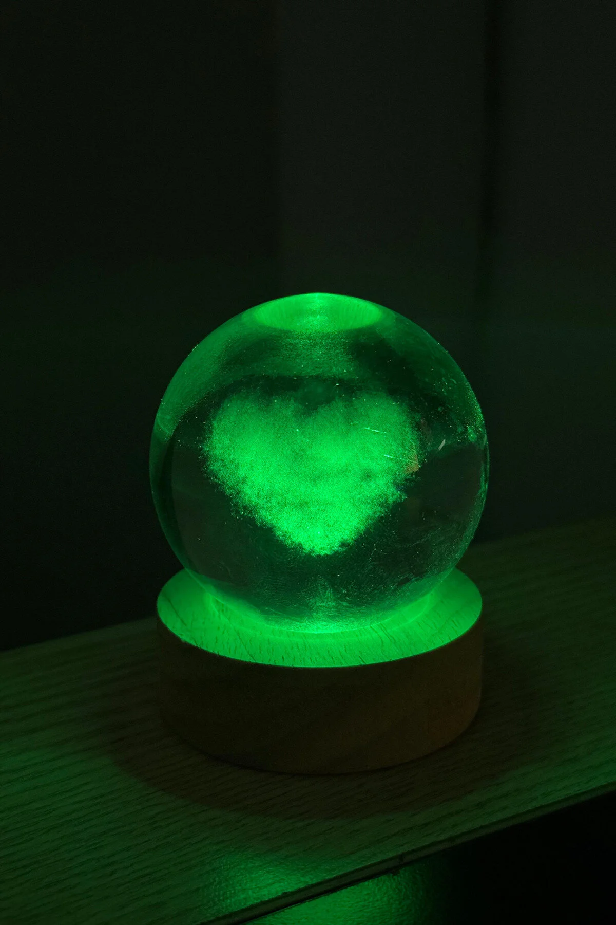 گوی برفی تغییر رنگ RGB LED چراغدار HEART GLASS SNOW GLOBE CRYSTAL PLANET SPHERE هدیه برای عاشق از ترکیه Aşkın İncisi