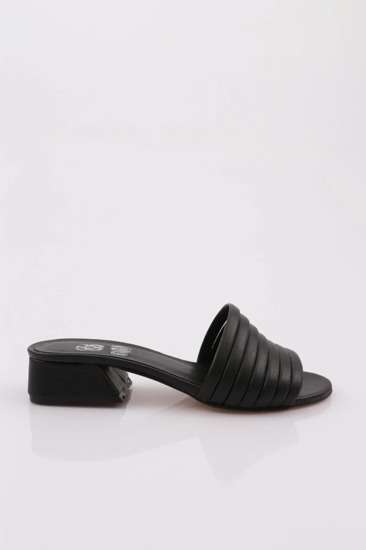 کفش زنانه FB 130 SLIPPER سیاه Dgn