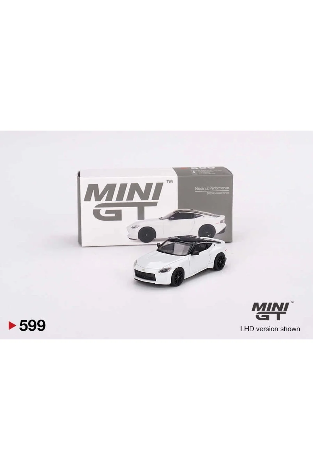 مدل خودرو 1 64 NISSAN Z PERFORMANCE 2023 EVEREST WHITE MGT00599 mini gt