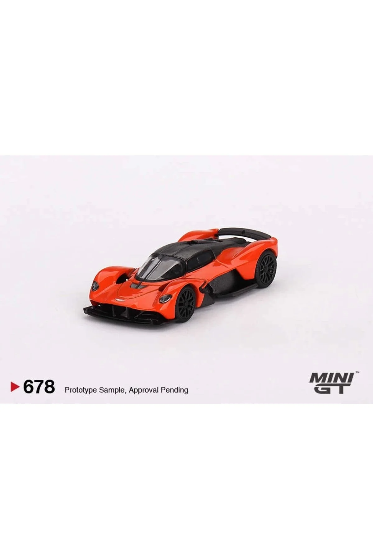 مدل خودرو 1 64 ASTON MARTIN VALKYRIE MAXIMUM ORANGE GT MGT00678 اورجینال Genel Markalar