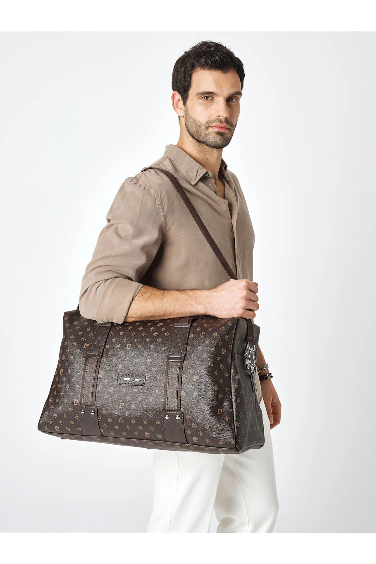 چمدان دستی 04PC001205 با طراحی زیبا و کاربردی  Pierre Cardin