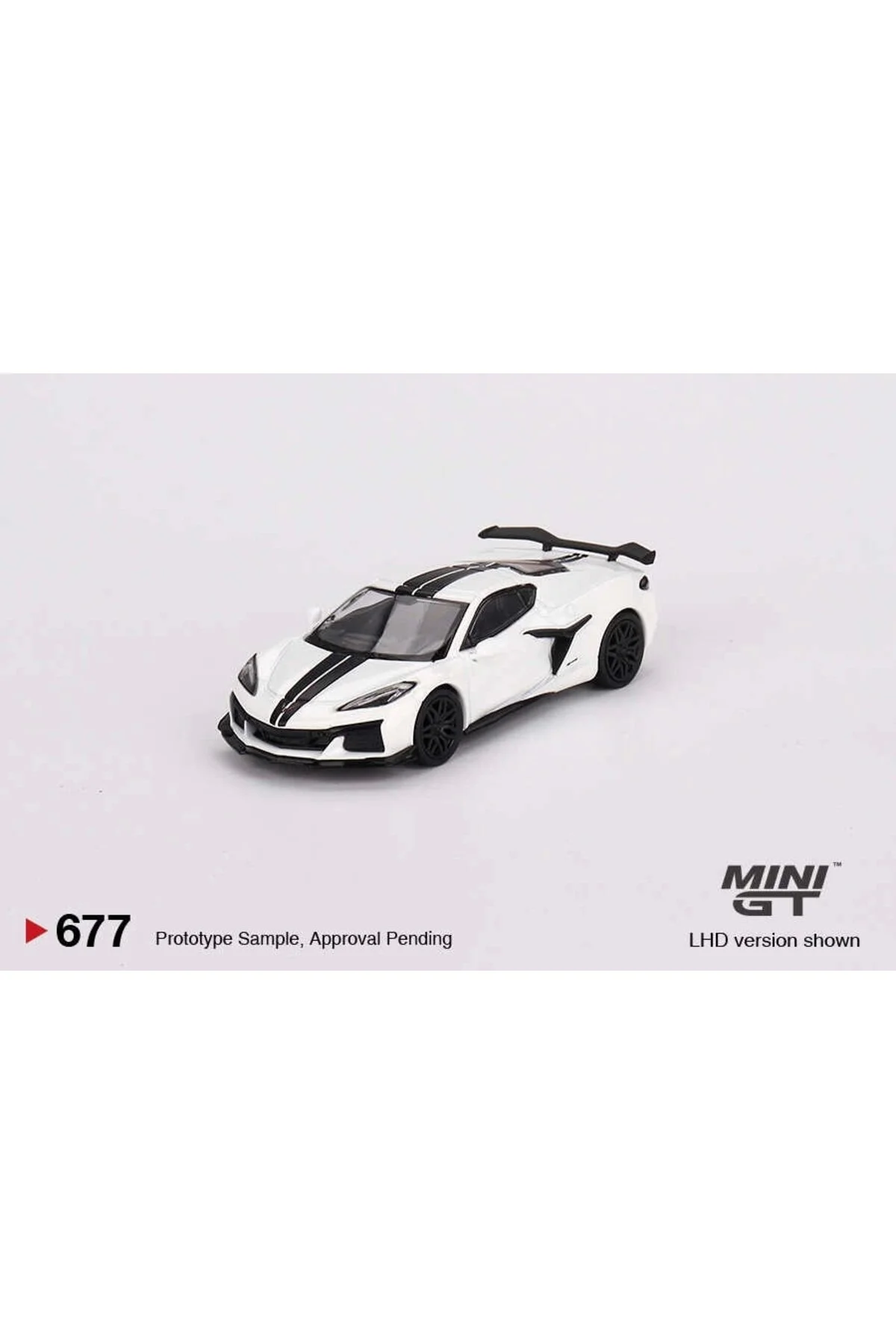 مدل خودرو 164 شورلت کوروت Z06 MGT00677 L اورجینال mini gt