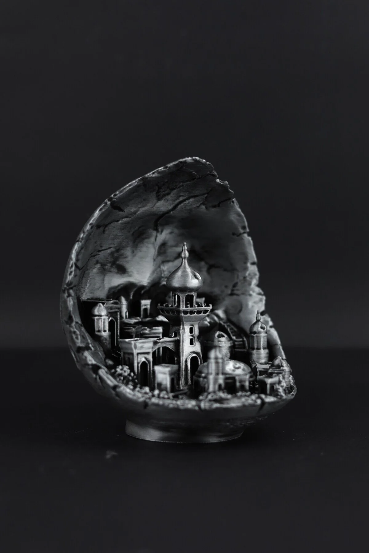 فیگور MOON CITY شکل تزئینی نیم تنه 22 سانتی متر domini