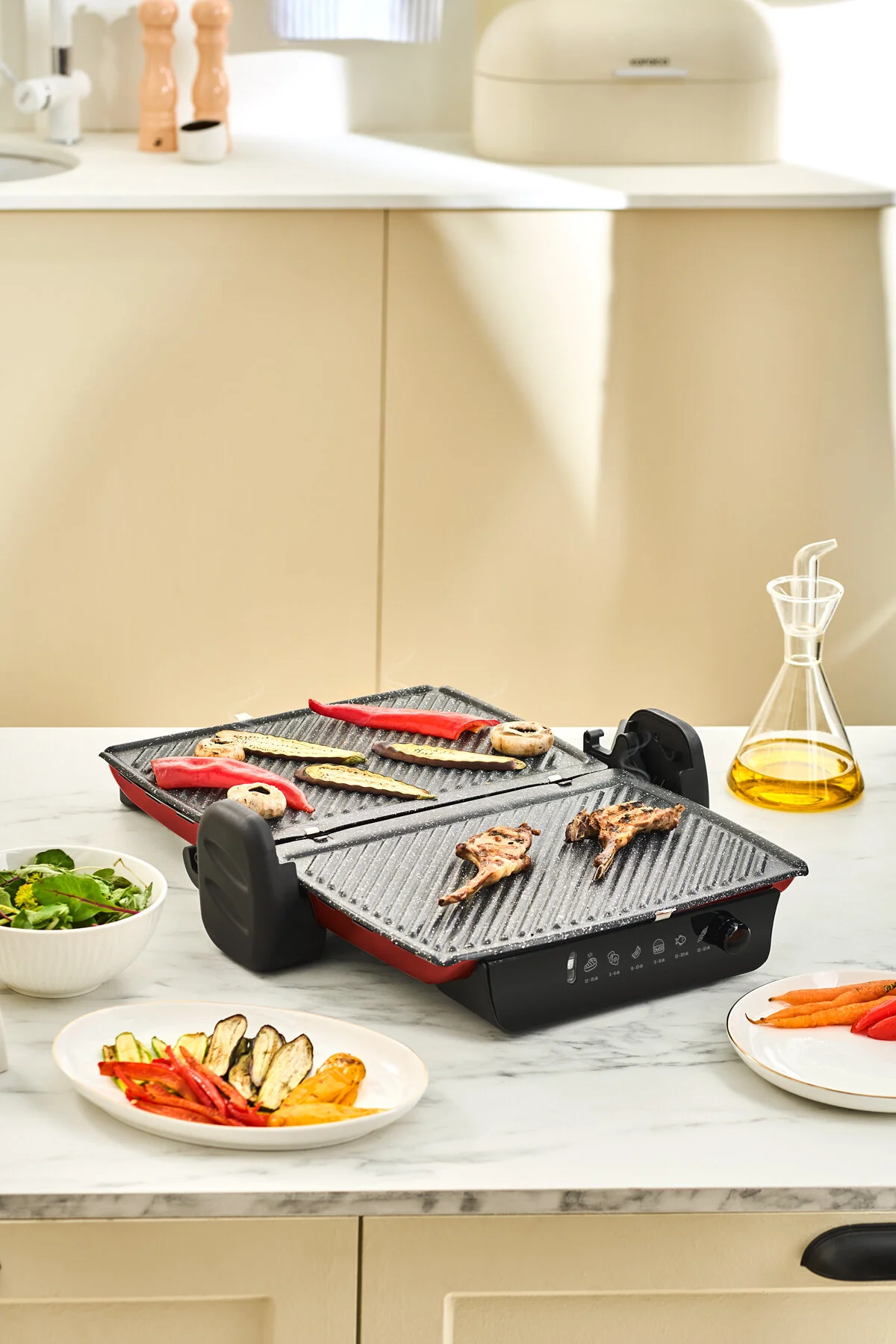دستگاه ساندویچ و تست CRUST GRILL TOAST AND TOASTER 6 SLICES RED اورجینال Karaca