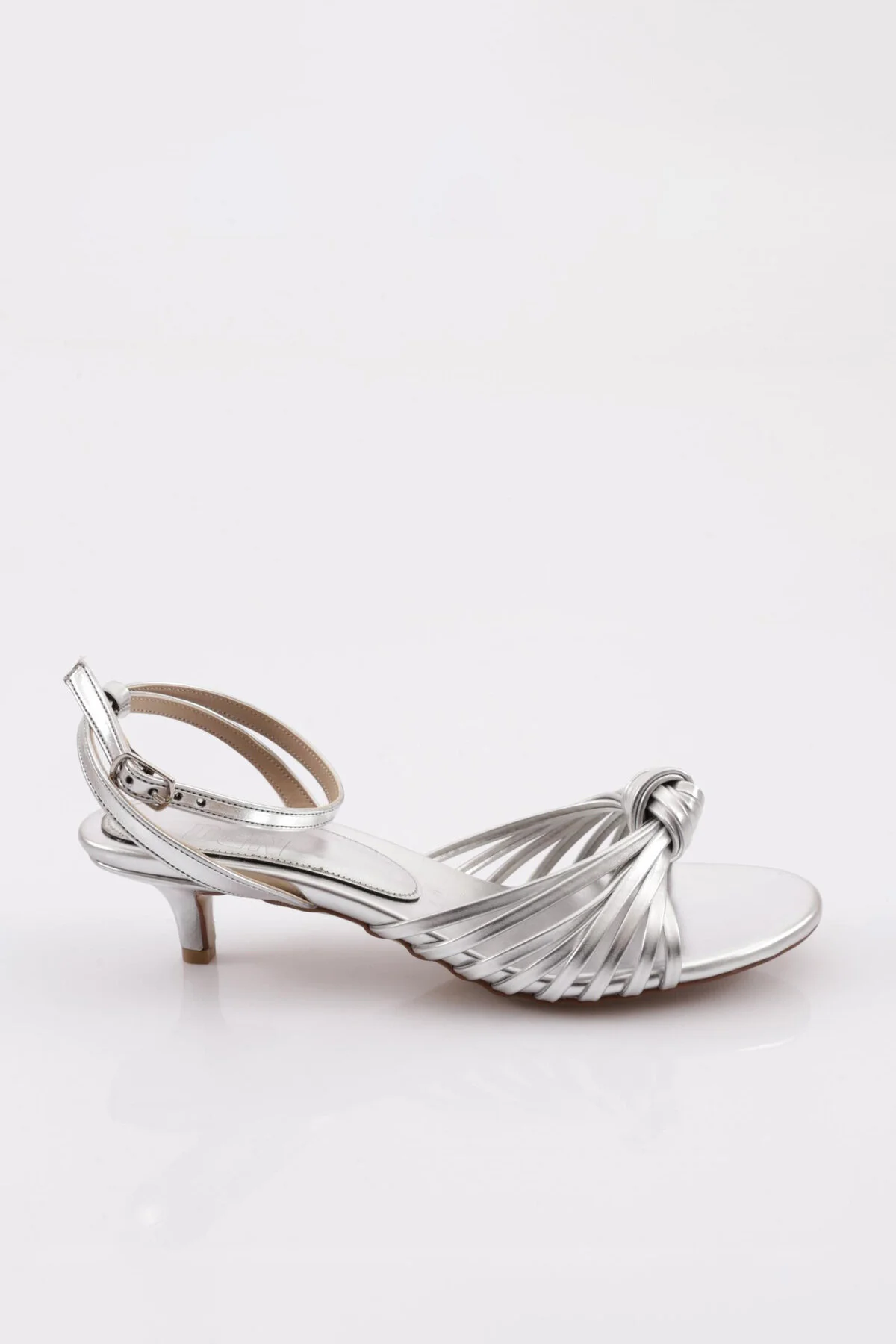 کفش زنانه WOMAN CONT CLORK CONN CILره METALLIC 54322821 Dgn