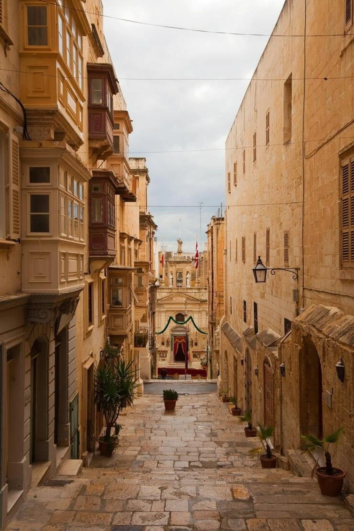 پازل سه بعدی نقاشی موزاییک با الماس هنری PIXART STREET OLD VALLETTA 40X60 pixartsanat