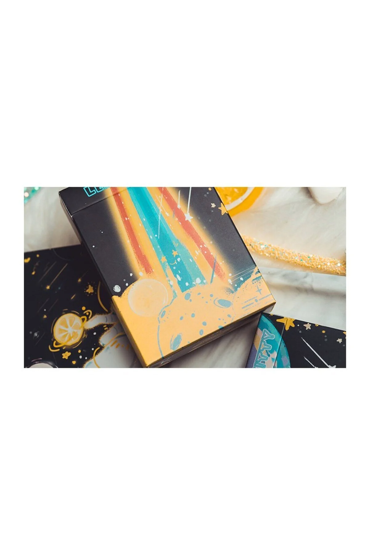 کارت بازی King Star Space Cat V2 | نسخه پریمیوم و کلکسیونی با طراحی گربه فضایی OyuncaklarÜlkesi