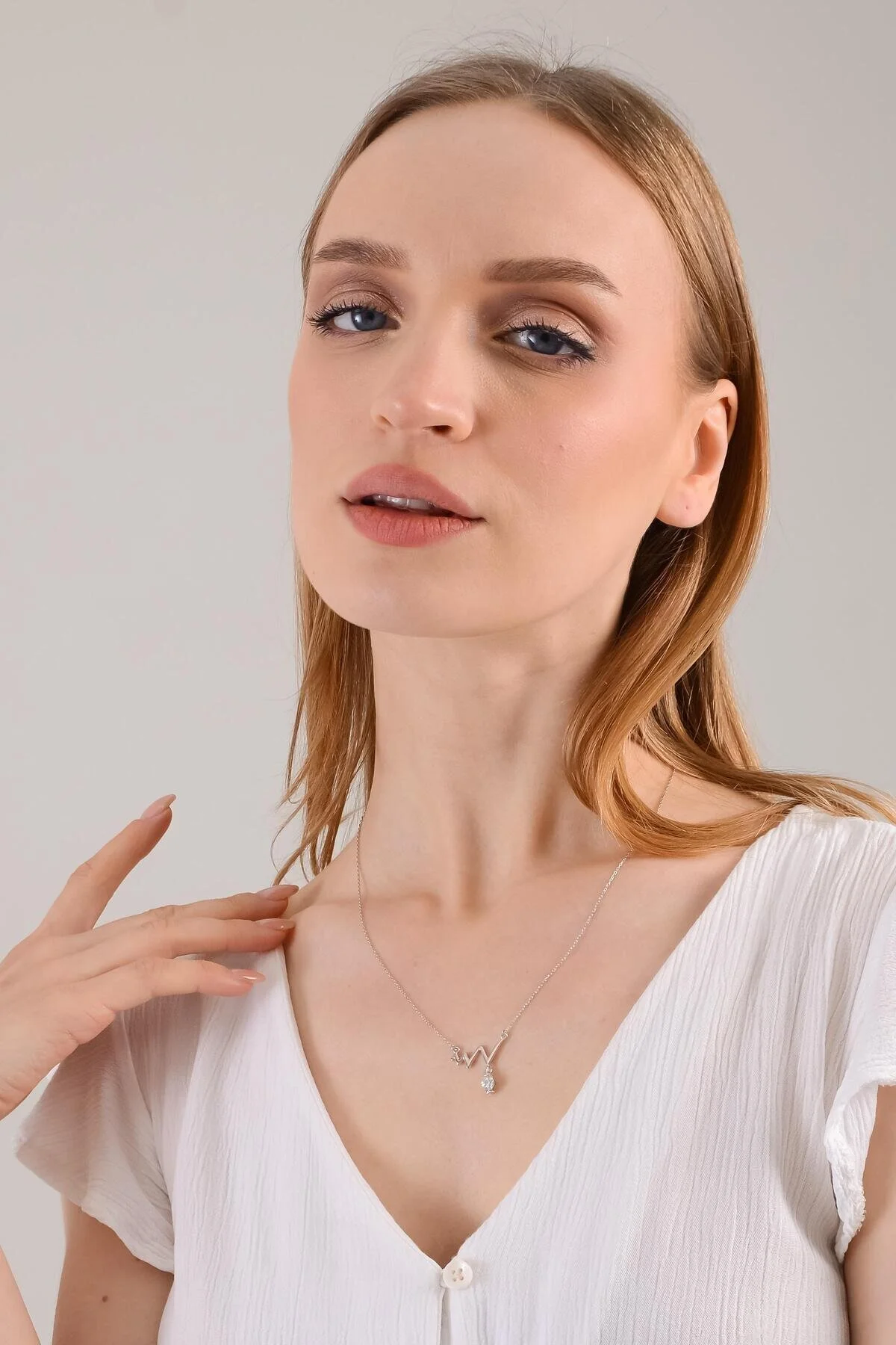 گردنبند نقره ای زنانه اتحادیه زیرکونیا ریتم قلب زنان سواروسکی اورجینال Swarovski