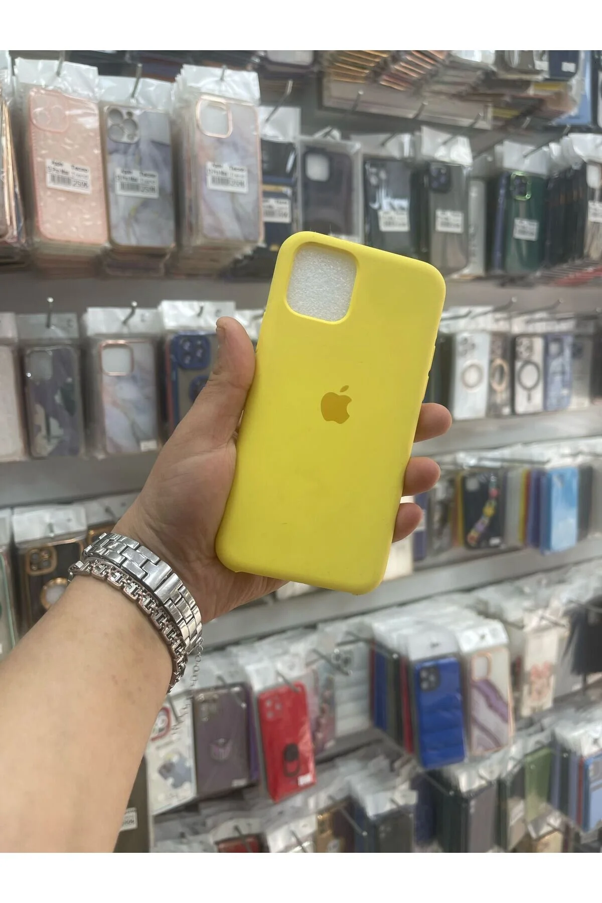 کاور و قاب APPLE IPHONE 11 PRO سازگار با لانچر پایین بسته مخملی TECNOTREND