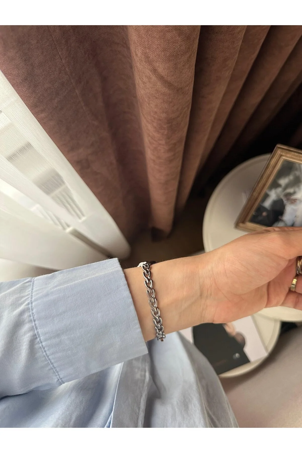 ساعت مچی زنانه سری VINTAGE بند فلزی رنگ نقره ای مدل MARGOT MERW