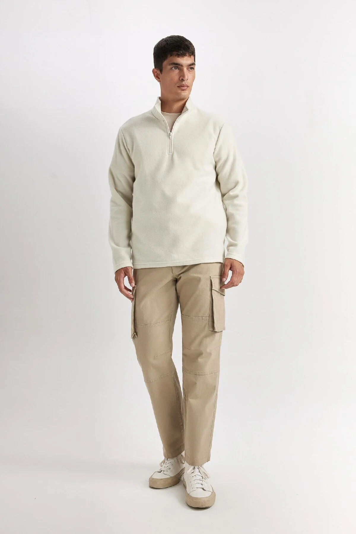سافت شل و پلار مردانه ضد سرد معمولی غیر منظم غیرقانونی متناسب با یقه Zipper Polar Sweatshirt دفاکتو Defacto