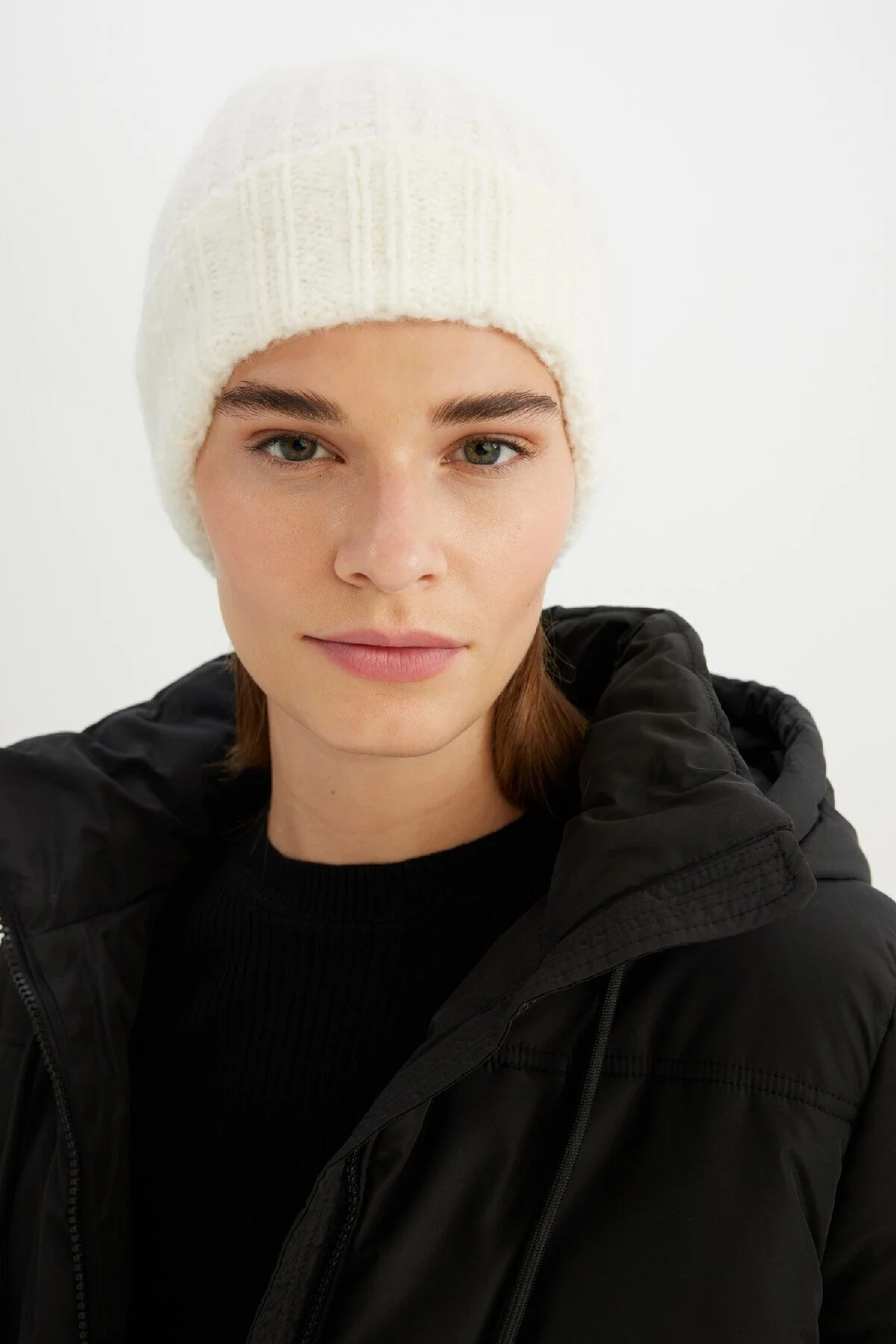 کلاه بافتنی سفید زنانه عروسک لباس Beret Y1090Az24Wn  Defacto