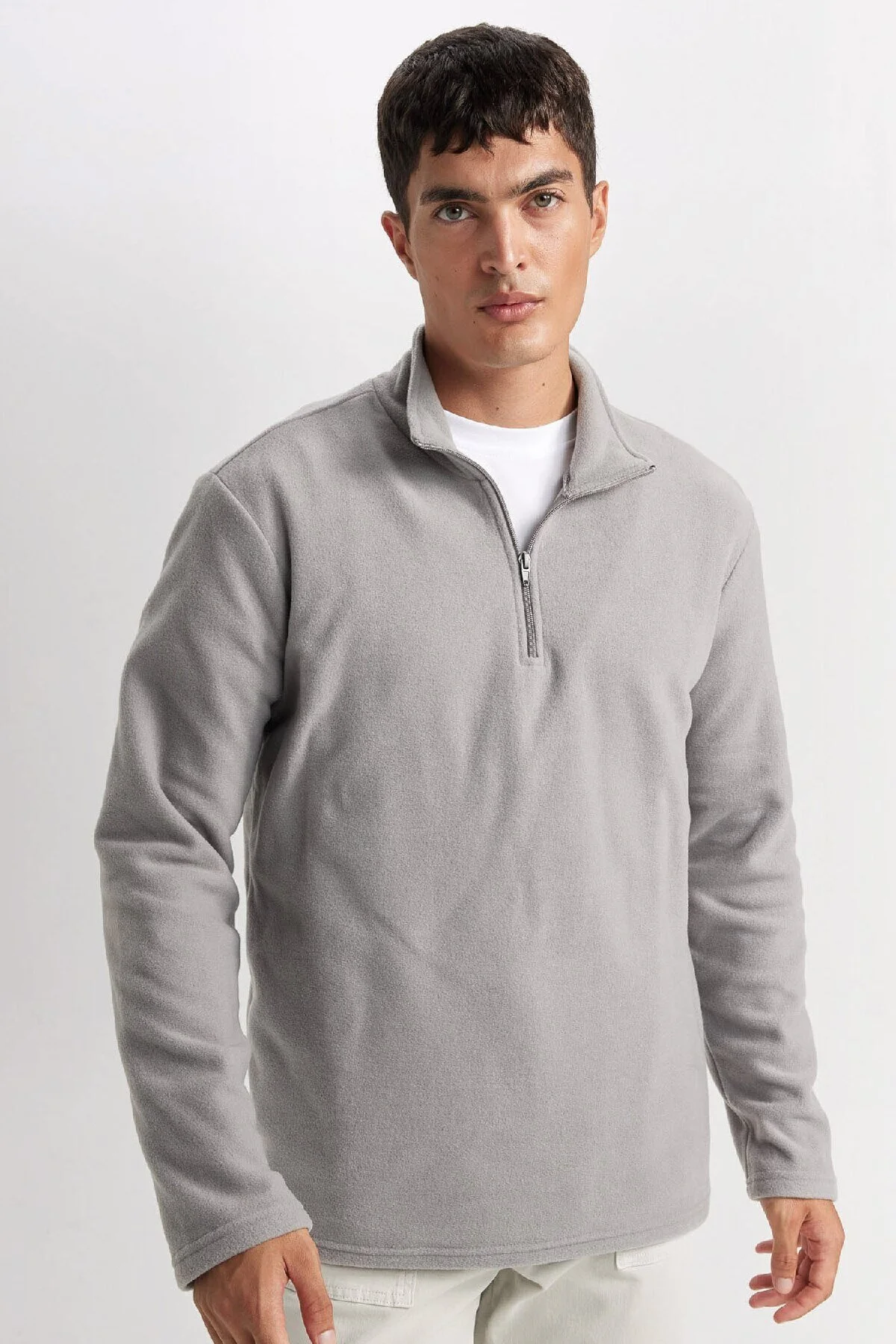 سافت شل و پلار خاکستری مردانه به دنبال سرد ضد معمولی قرمز نزدیک Zipper Polar Sweatshirt دفاکتو Defacto
