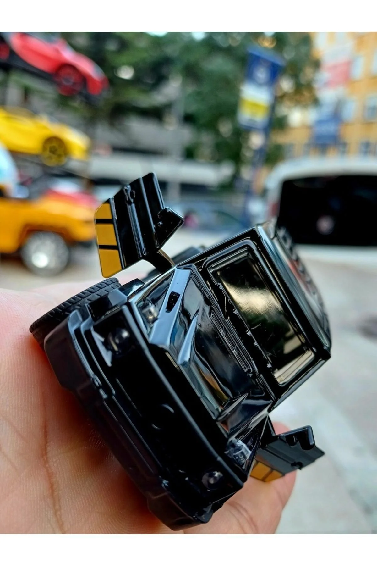 مدل خودرو مرسدس بنز کلاس G63 500 MINI JEEP COLLECTION 1.64 DIECAST METAL CAR DOORS OPEN 10.5CM از ترکیه OYUNCAKSAHİLİ