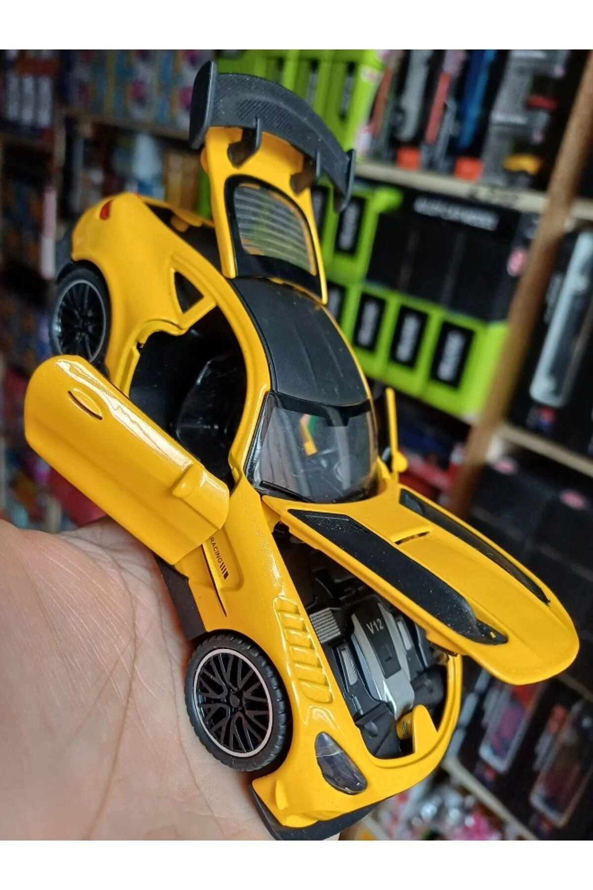 مدل خودرو MERCEDES AMG GT DIECAST MODEL LIGHT VOICE METAL CAR DOOR 15X6CM YELLOW OYUNCAKSAHİLİ