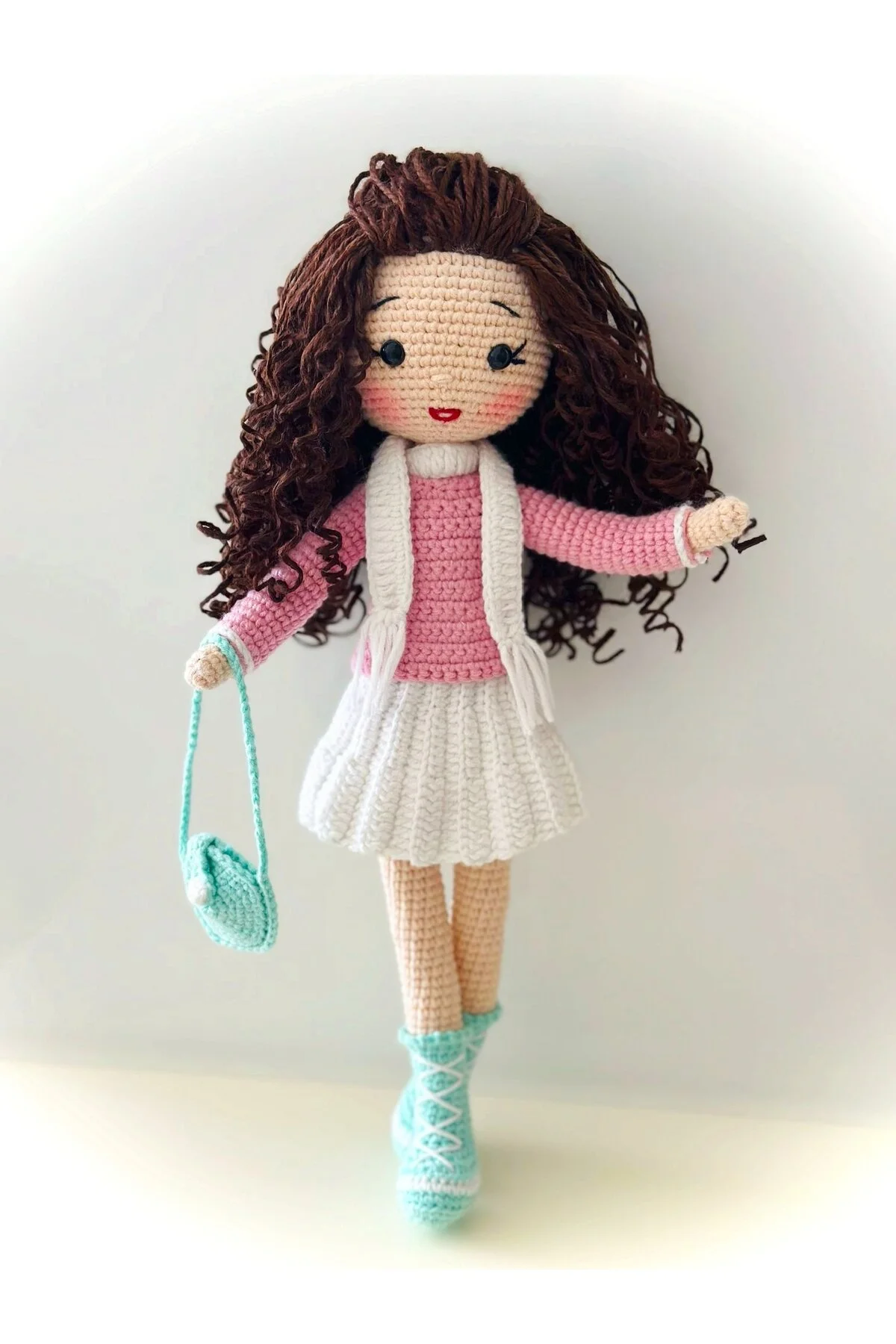 عروسک های اسباب بازی و لوازم جانبی مدل موهای مجعد TUBI CRAFT AMIGURUMI MIA elimdeki sanat