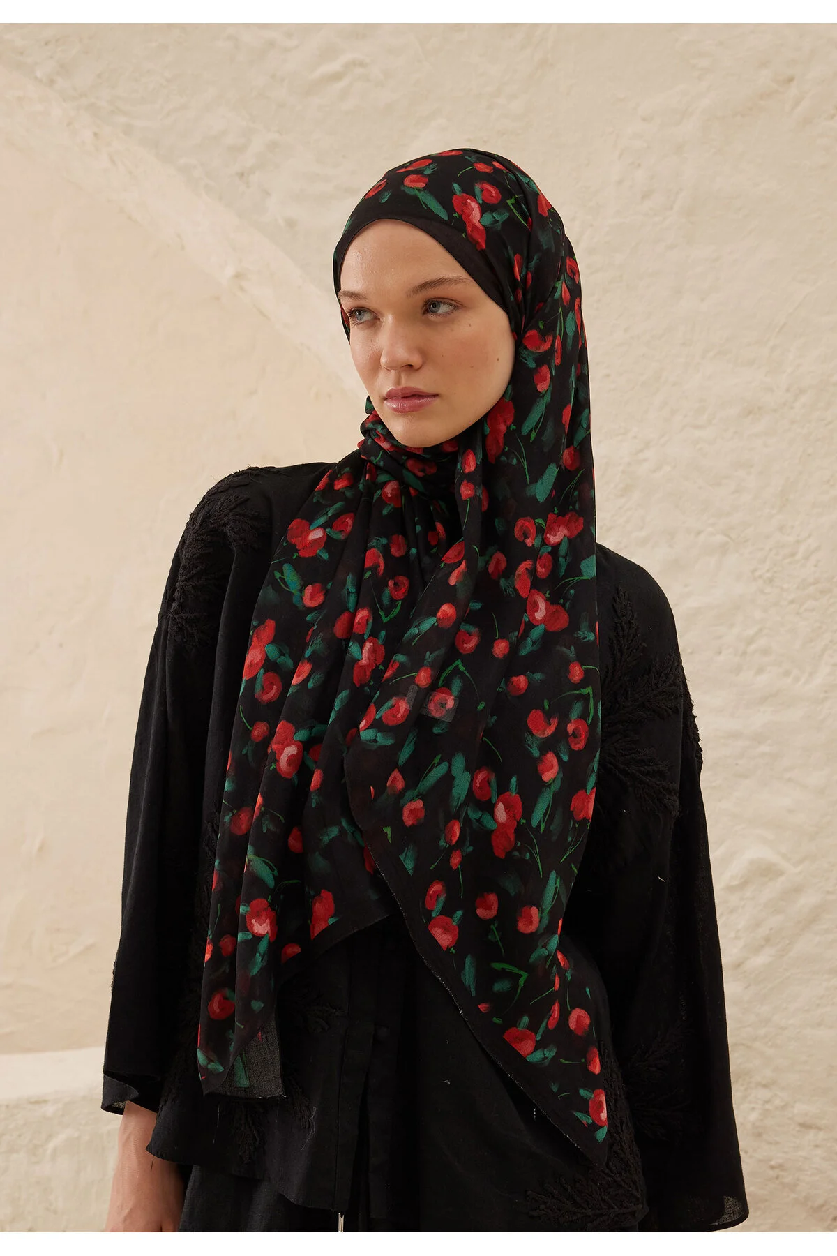 شال طرح گیلاس رامی مشکی Fresh