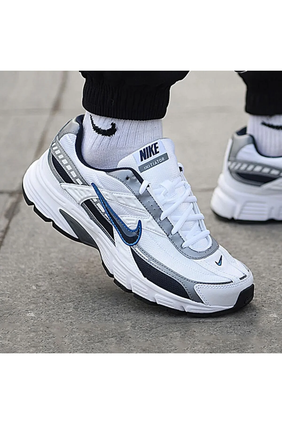 کفش پیاده روی مردانه آغازگر روزانه سفید 394055 نایک Nike