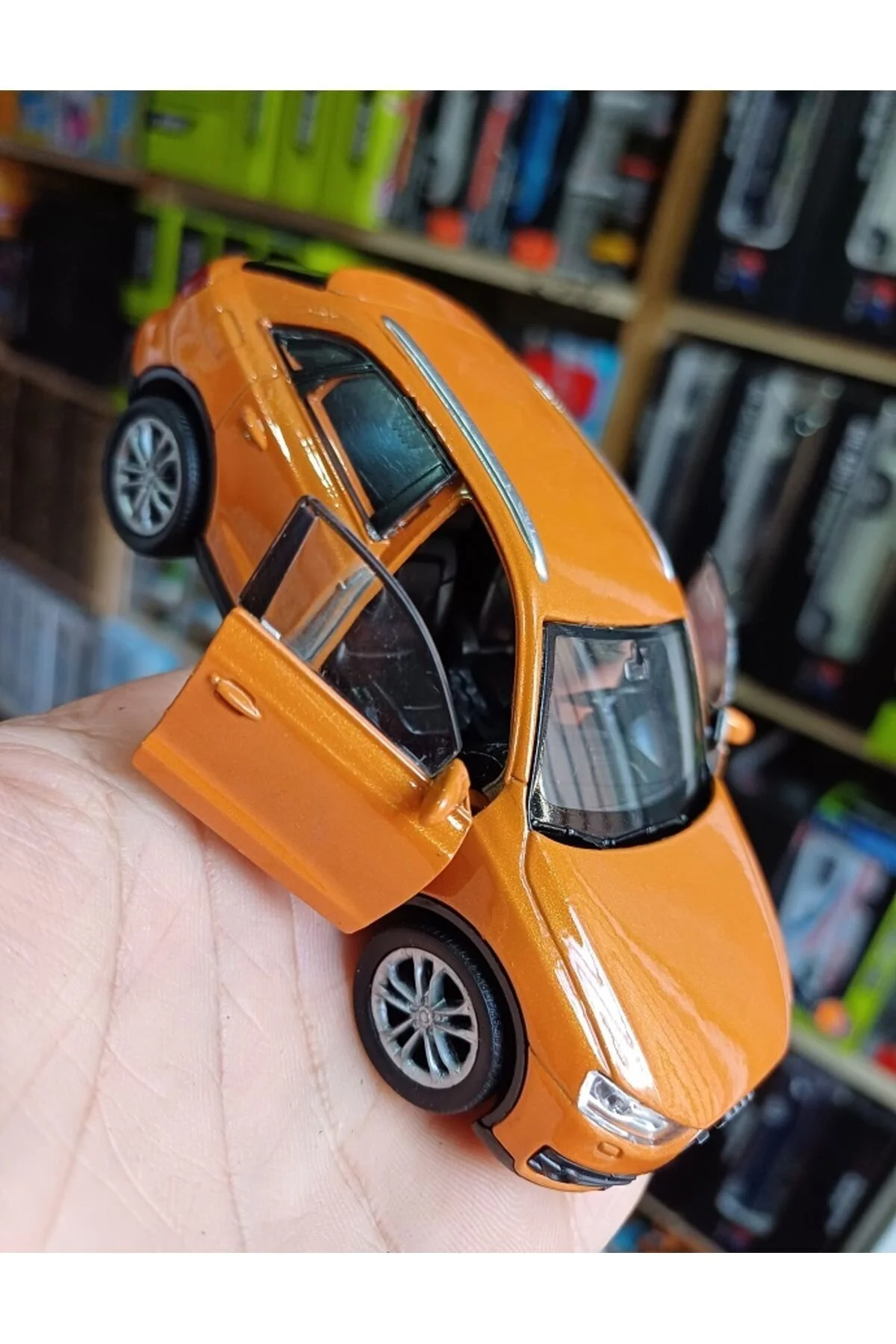 مدل خودرو AUDI Q3 JIP DIECAST DOORS COLLECTION MODEL ORANGE OYUNCAKSAHİLİ
