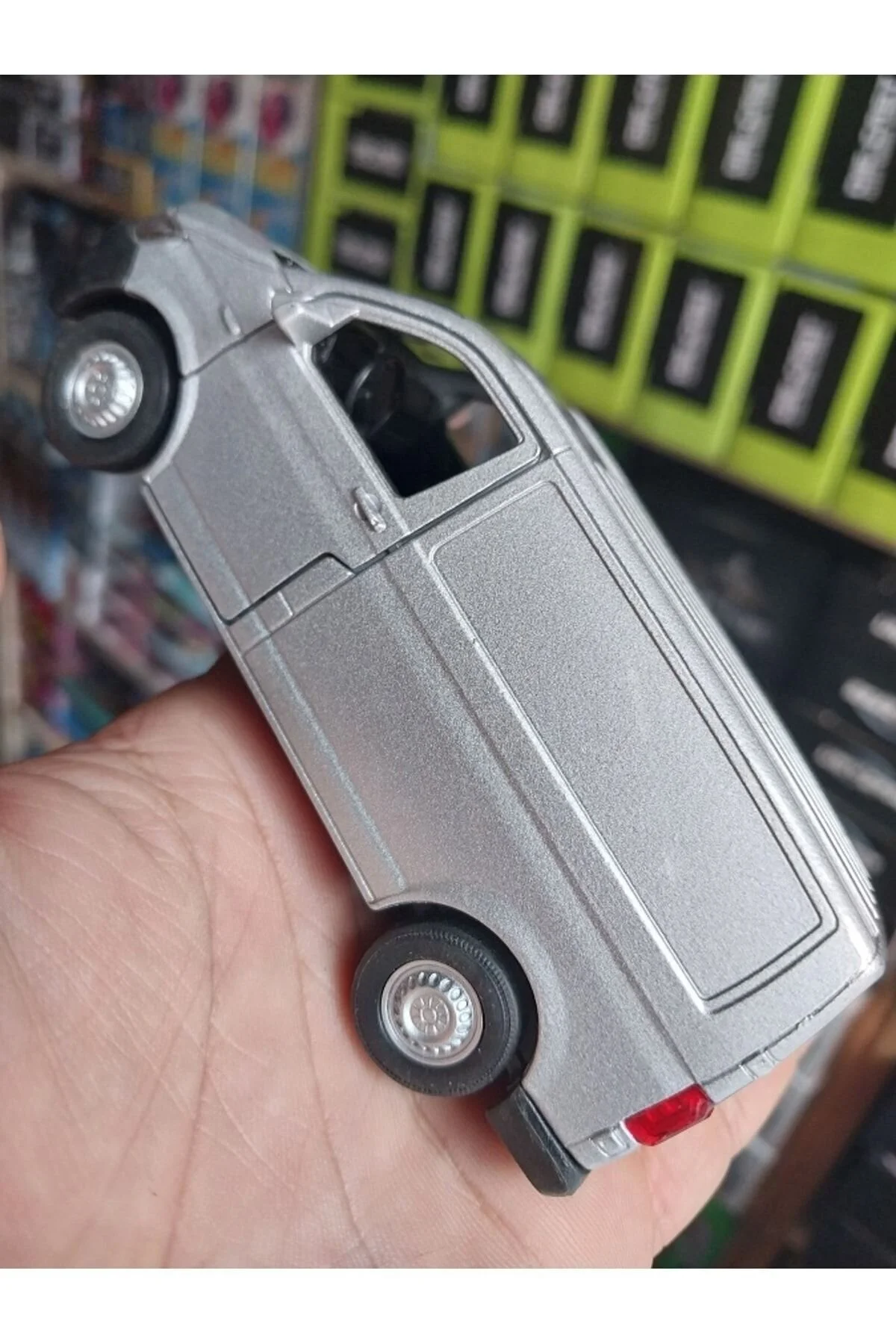 مدل خودرو VOLKSWAGEN TRANSPORTER PANELVAN METAL MINIBUS GREY CZECH OYUNCAKSAHİLİ