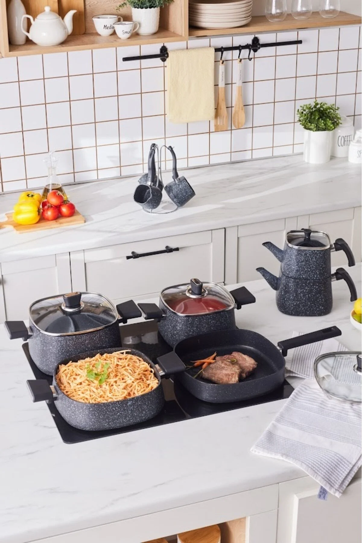 قابلمه SANDO BIOGRANITE 14 قطعه جهیزیه سیاه کاراجا Karaca