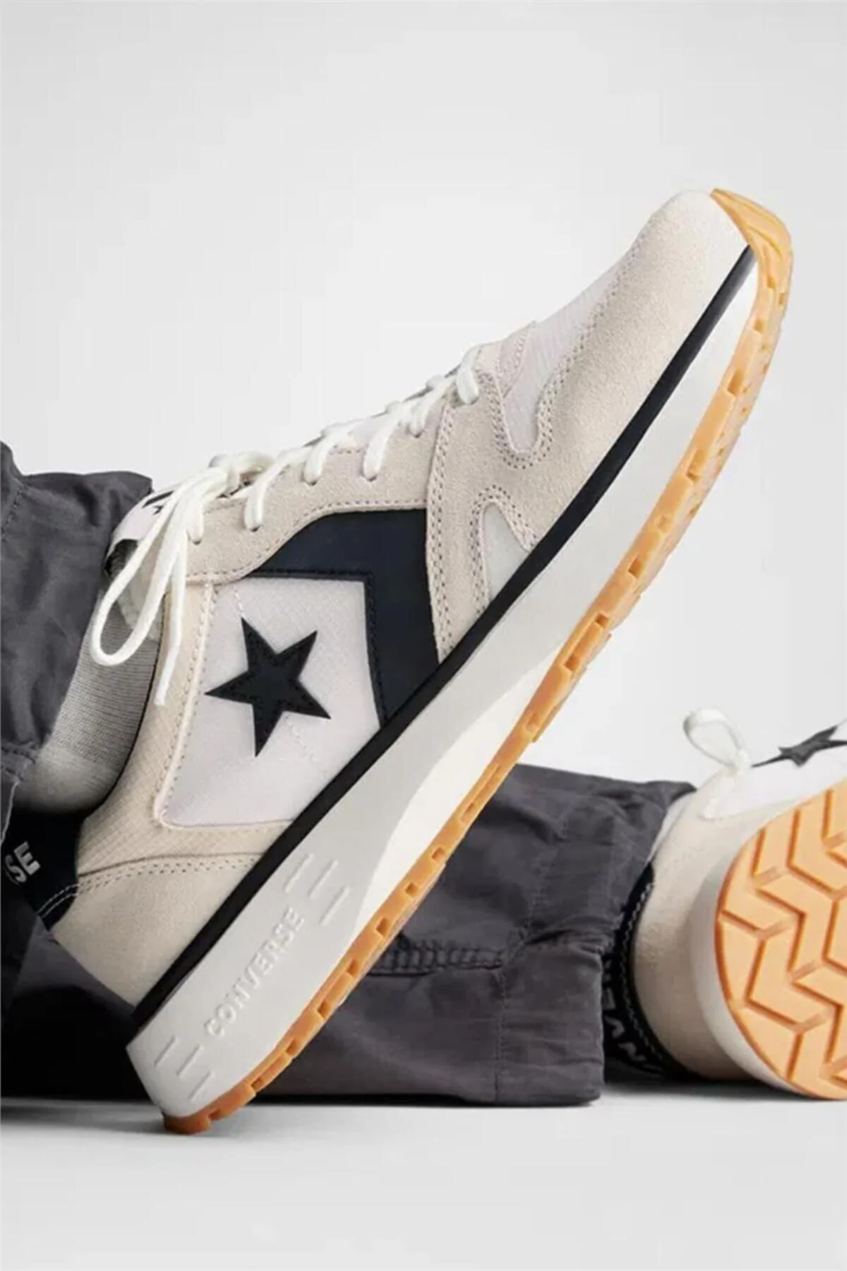 اسنیکر کفش کتانی مردانه OMNI TRAINER کانورس Converse