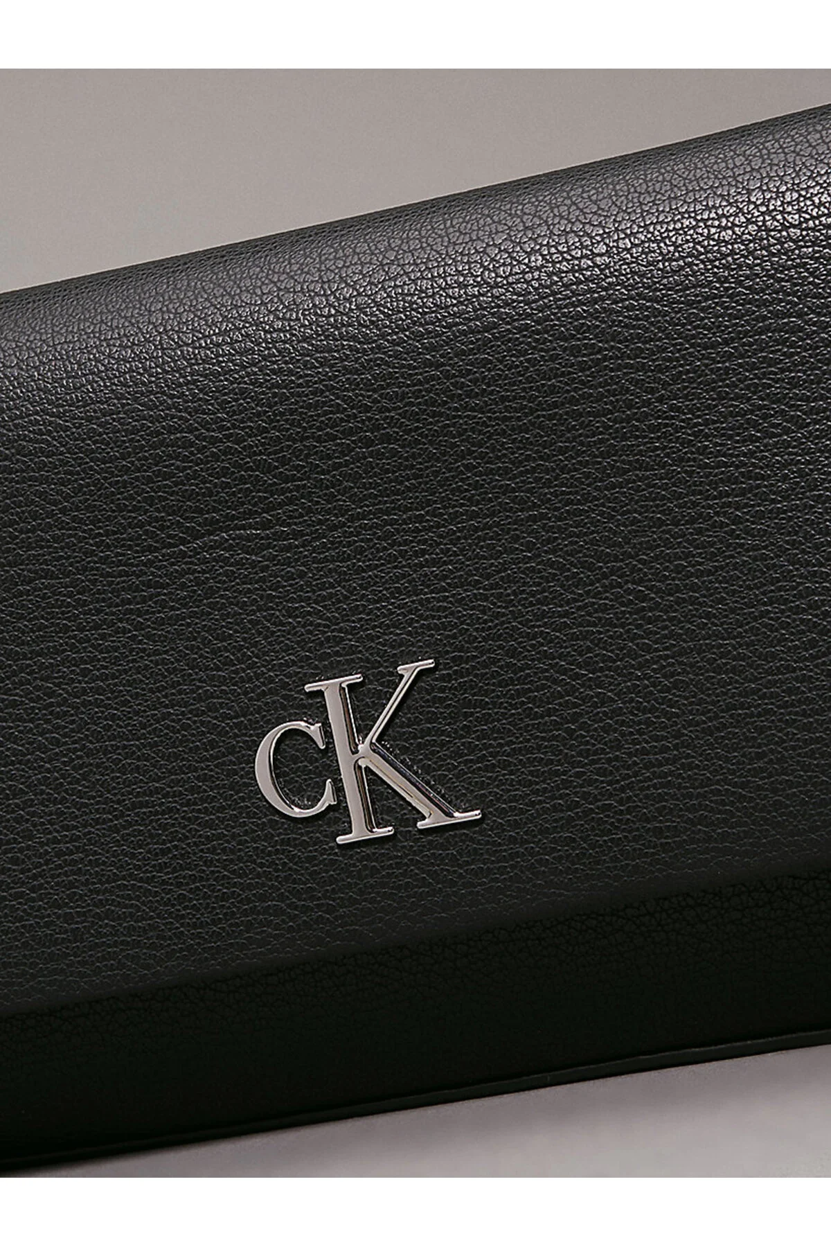 کیف شانه ای مشکی زنانه Calvin Klein
