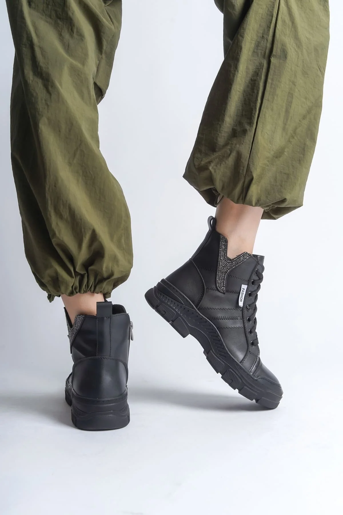 بوت مشکی زنانه AMBER LEACKLIK ZIPPER OTHOPEDIC WATER و سرماخوردگی پوستی چکمه ورزشی ST Zerenyus