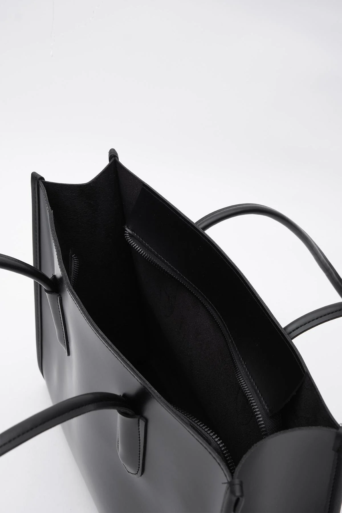 کیف شانه ای پائلا مشکی Shule Bags