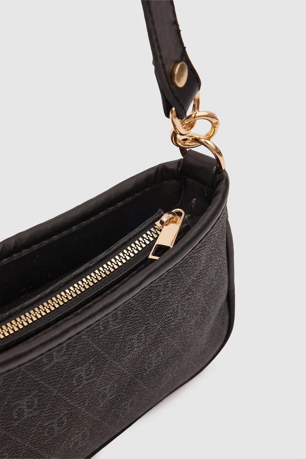 کیف شانه ای مزرعه مونوگرام باگت و کراس بادی مشکی Shule Bags