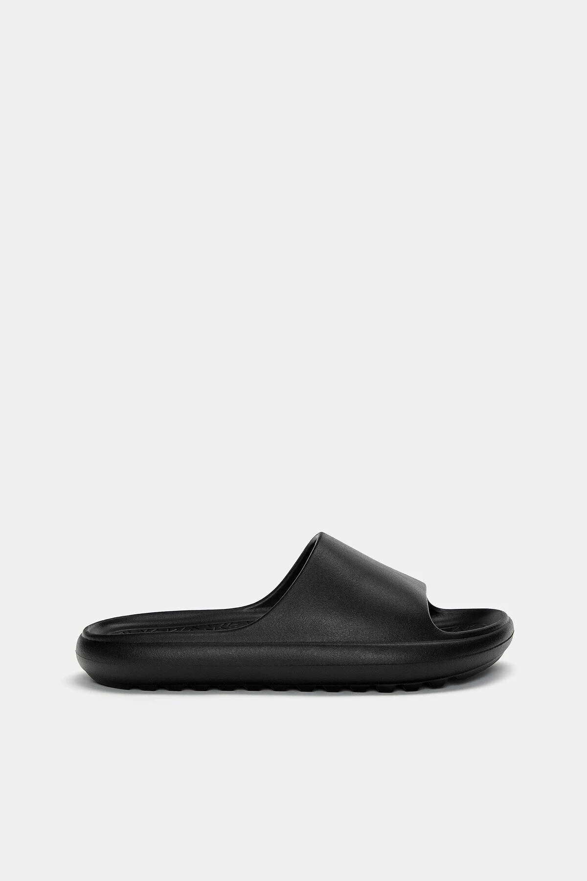 دمپایی زنانه دارای روکش لغزنده پول اند بیر Pull & Bear