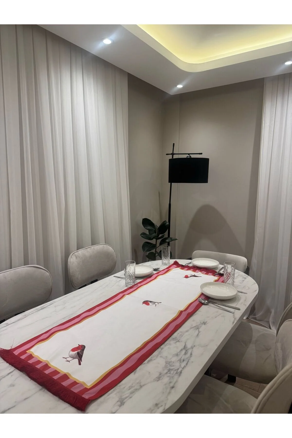 رانر و زیر بشقابی پرنده صورتی قرمز دونده 43X135 سانتی متر Karam Home